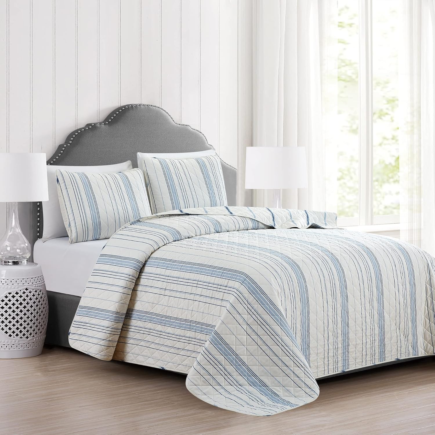 Market Place 2 Piece Reversible Quilt Set with Sham