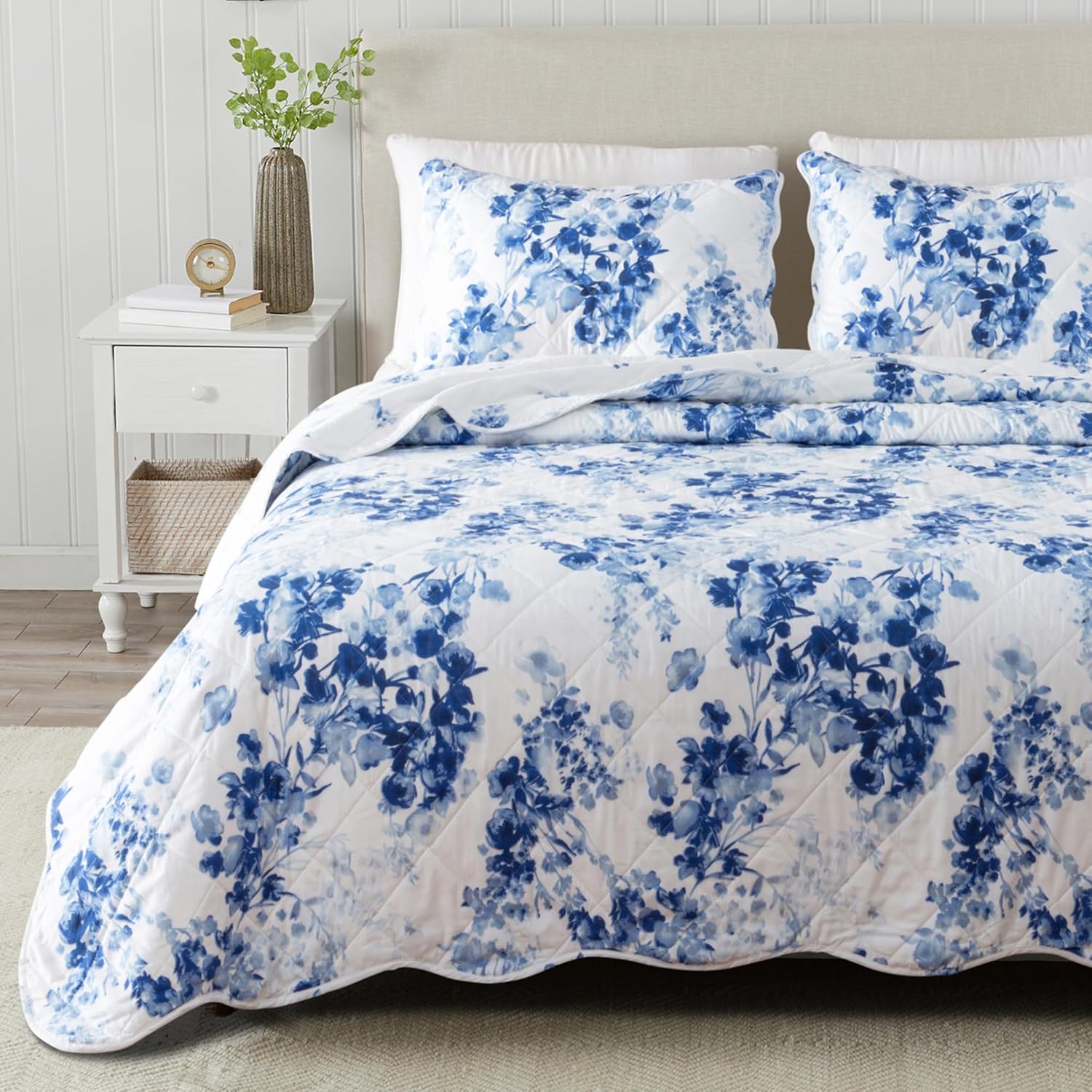 Great Bay Home Floral Quilt Set FullQueen Reversible