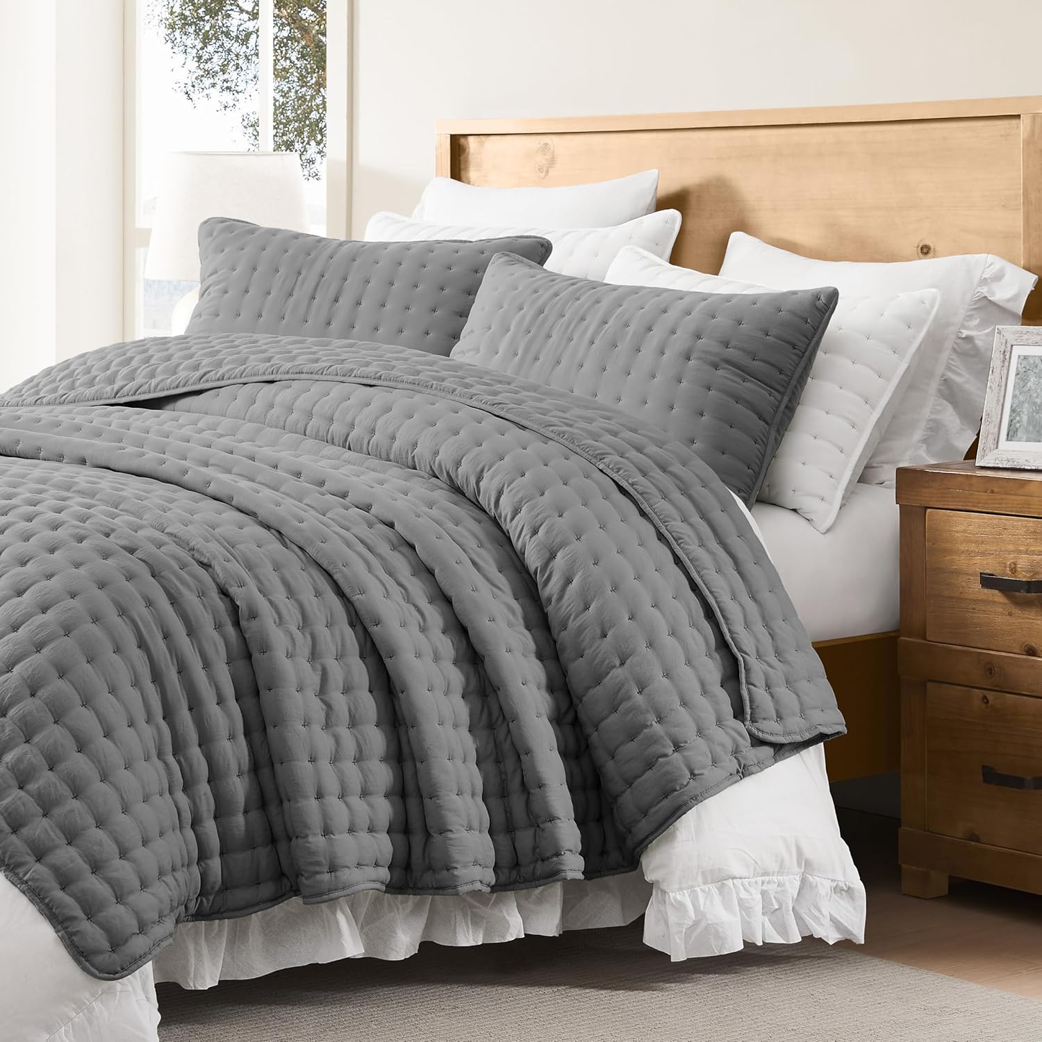 WDCOZY Dark Grey Twin Quilt Set with Pillow Sham 1