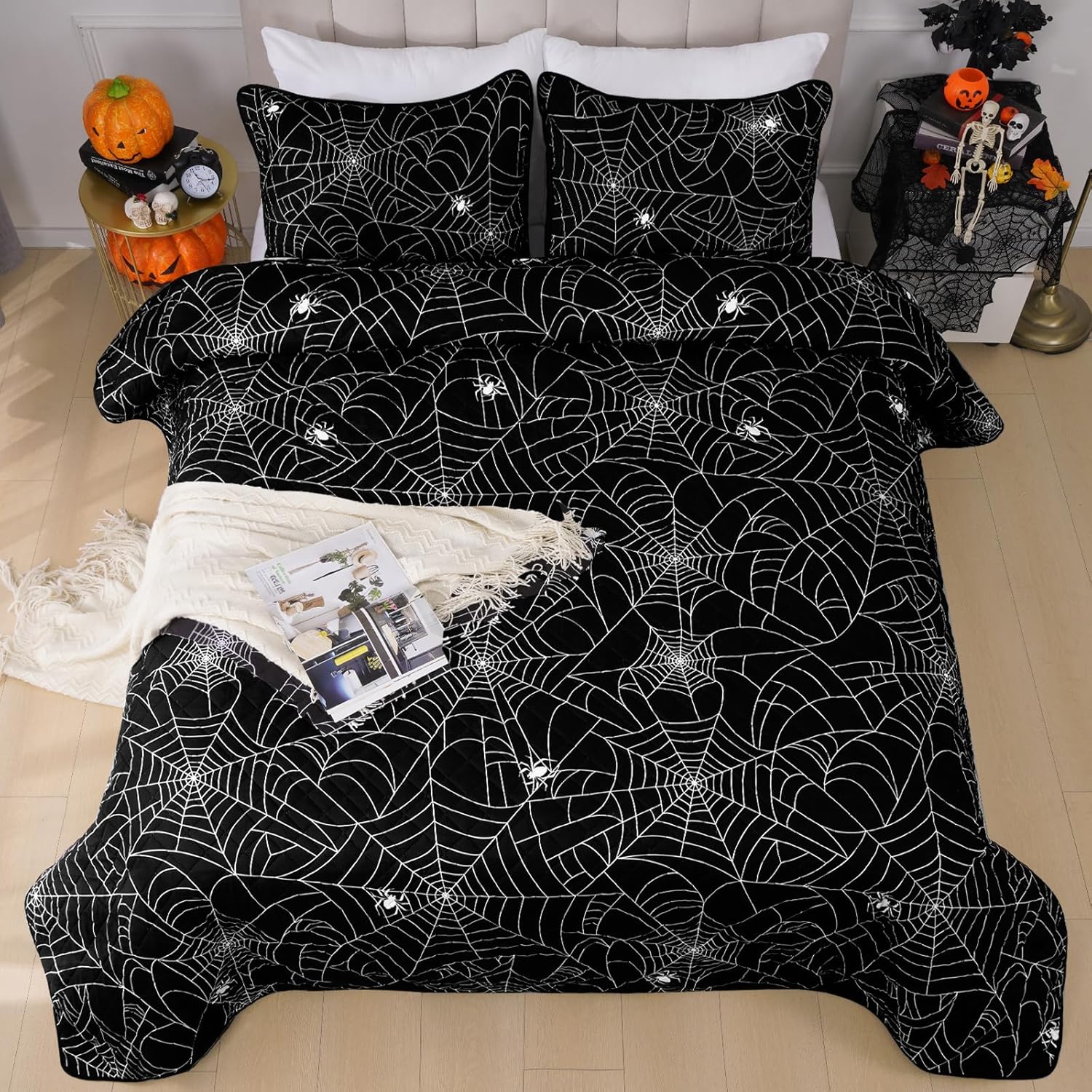 FRAMICS Halloween Quilt Set King Size