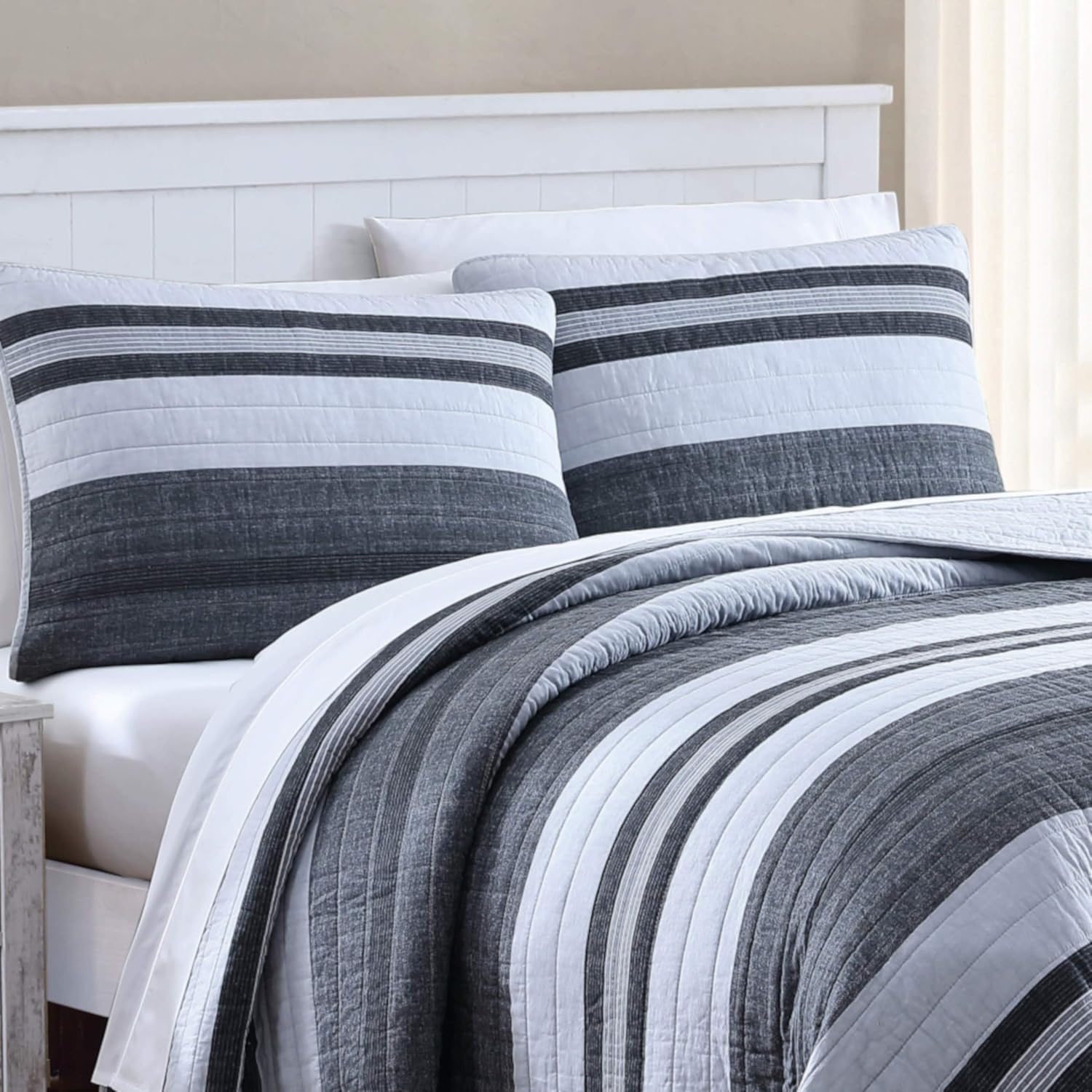 Nautica Queen Quilt Set - 100 Cotton Reversible Bedding