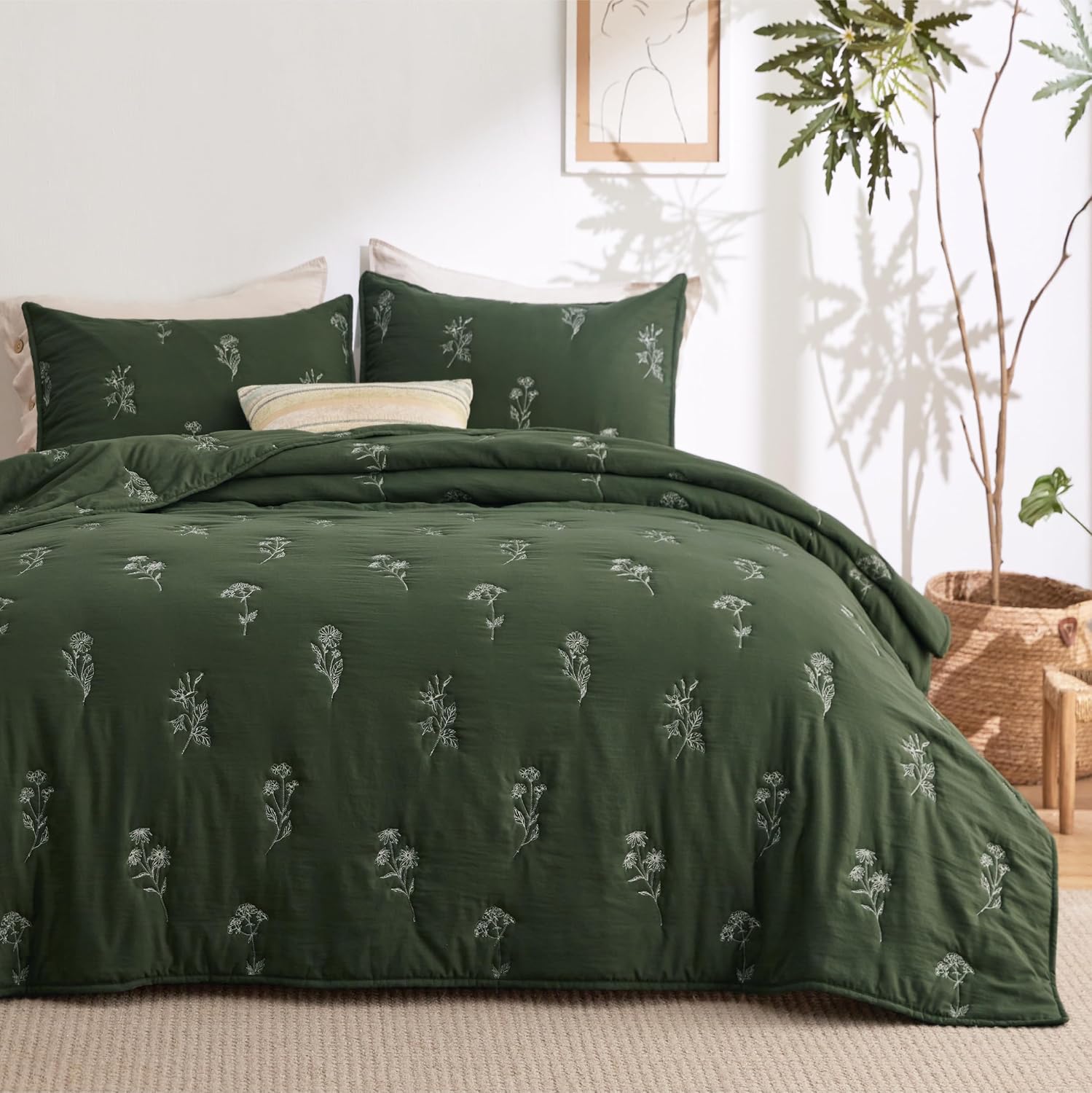 Bedsure Queen Quilt Set - Botanical Floral Super Soft 90x96 Inch