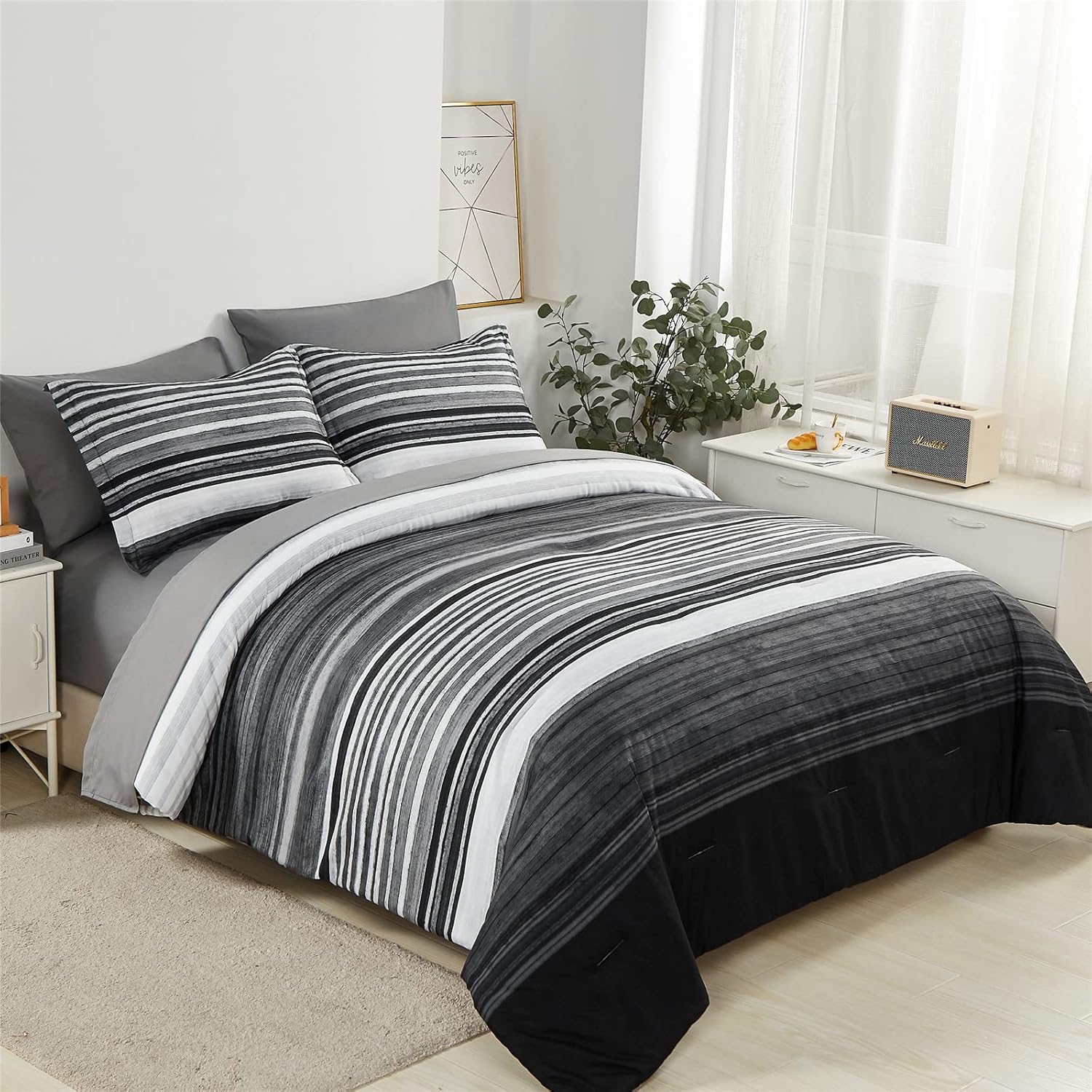 KAKIJUMN 7 Piece Stripe Comforter Set King Size