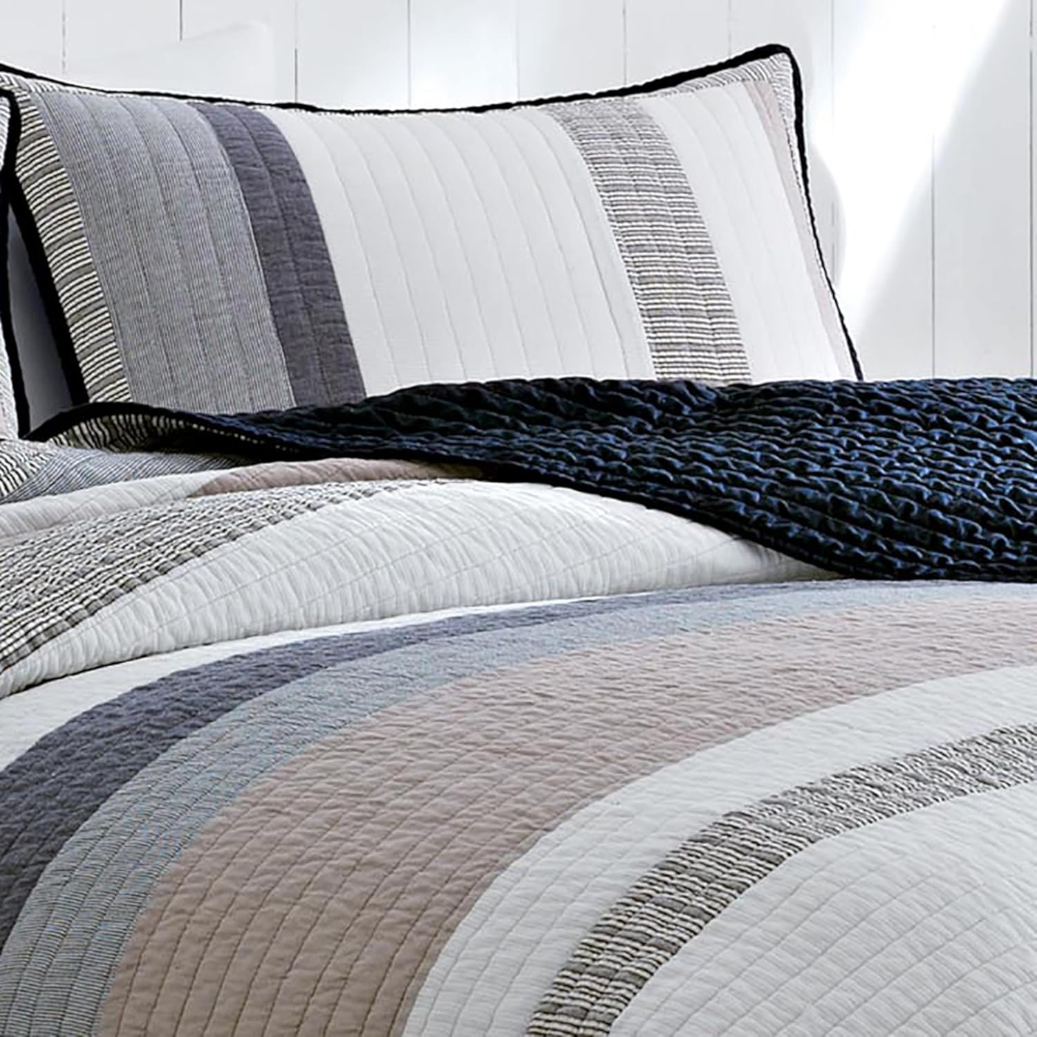 Nautica Twin Quilt Set with Matching Sham