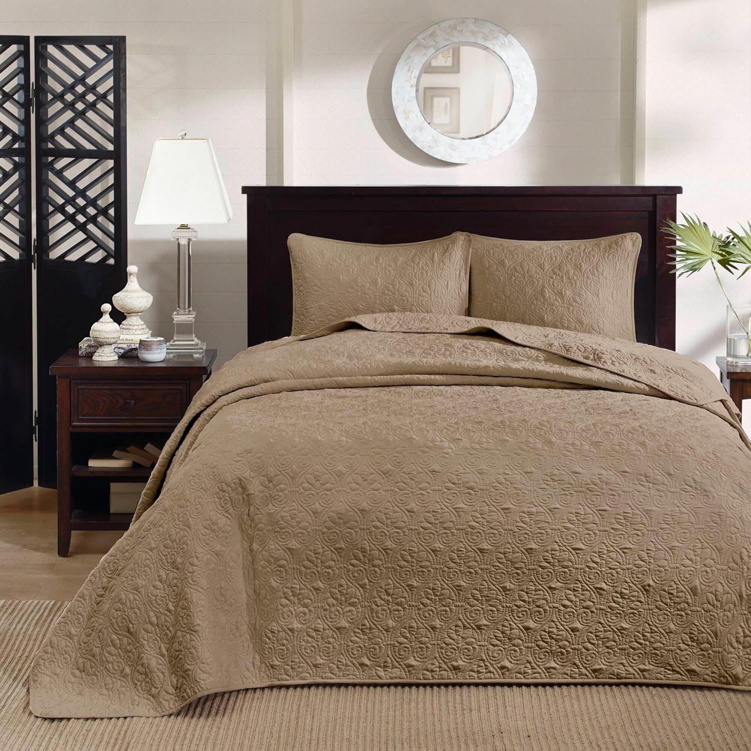 Madison Park Quebec Reversible Bedspread Set Khaki King 3 Piece 1