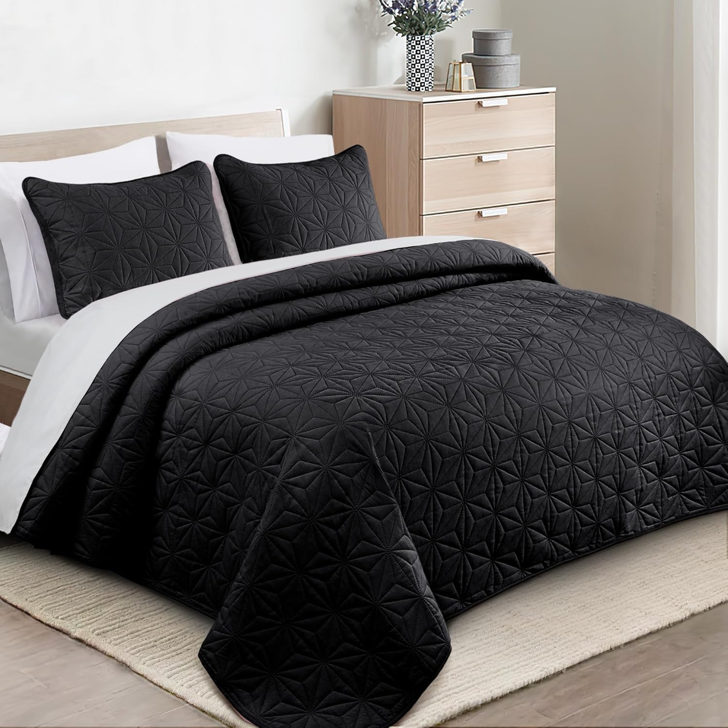 Whale Flotilla Twin Quilt Bedding Set with Geometric Star Pattern 1