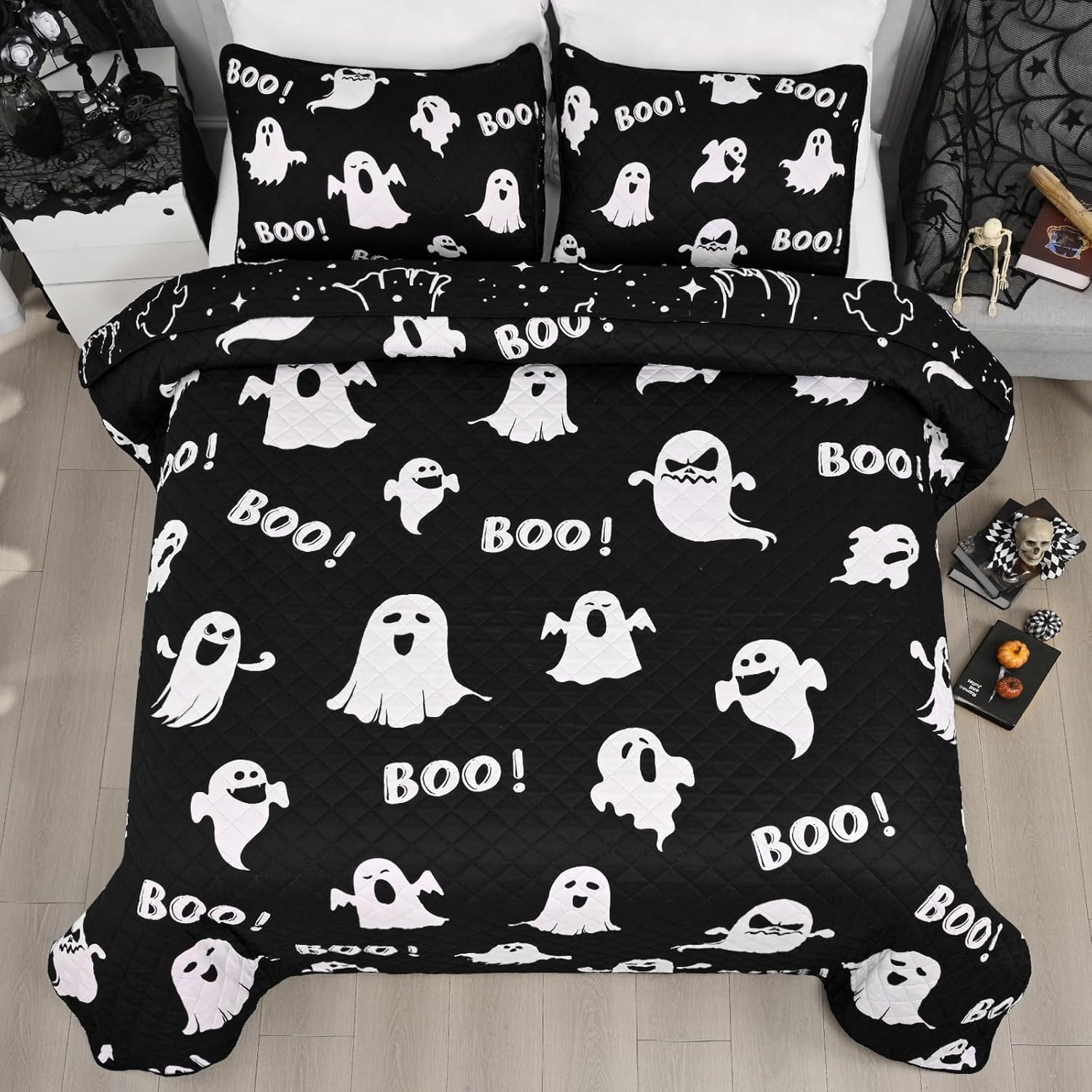 ASPMIZ Halloween Queen Quilt Set 90x90 Reversible Black Ghost Comforter