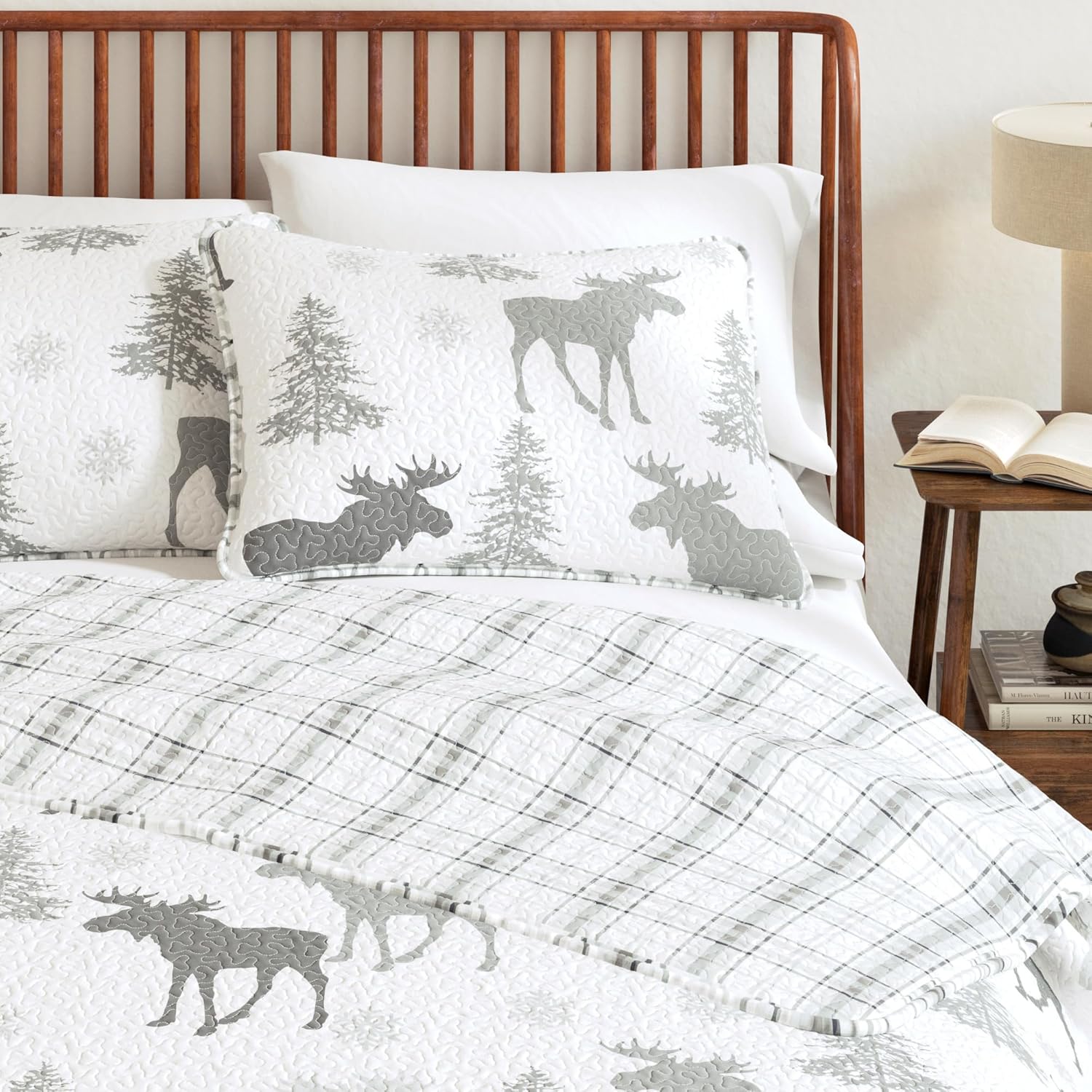 Great Bay Home Moose Grey 3-Piece Reversible Quilt Set