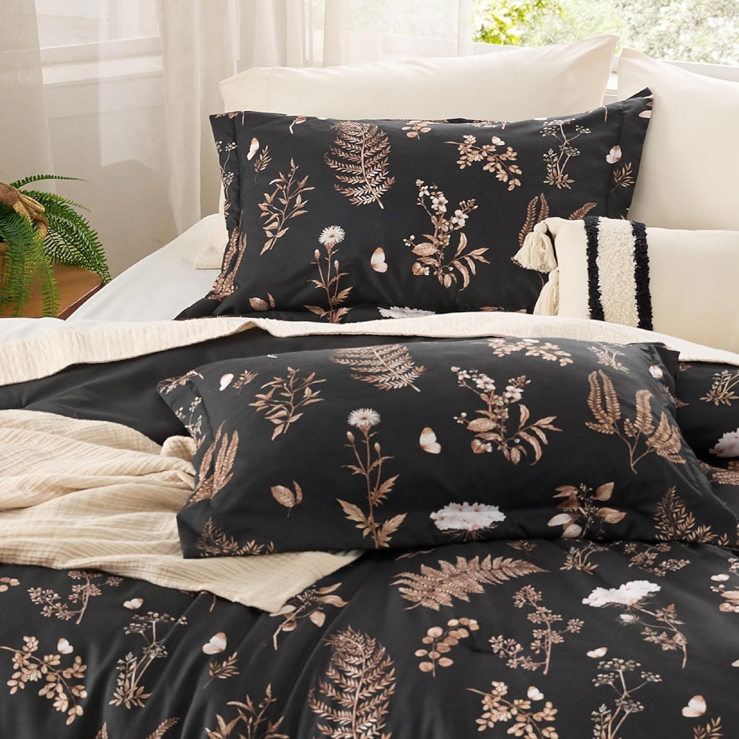 Bedsure Comforter Set King Size - Floral Reversible Black Bedding