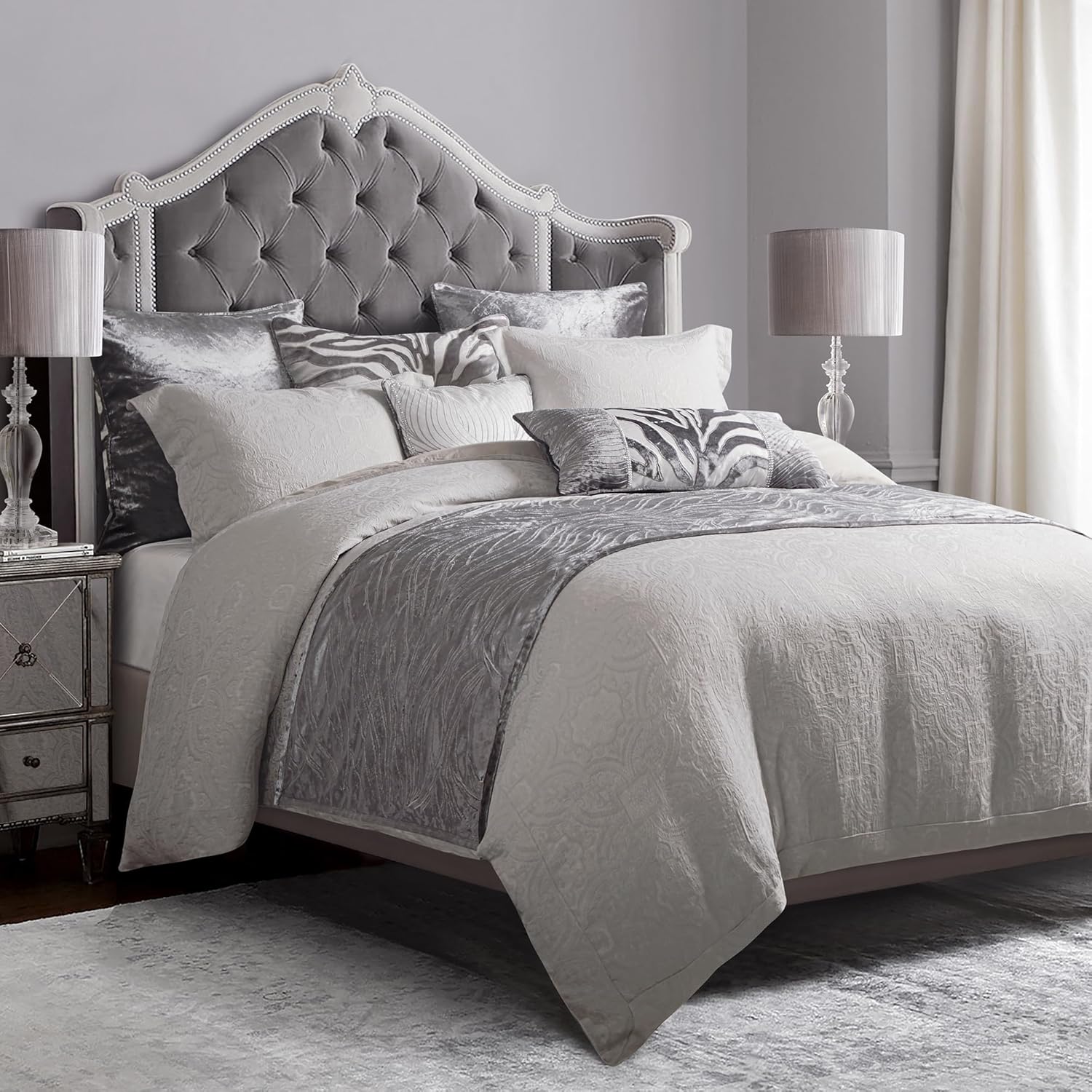 HiEnd Accents Matelass Super King Duvet Set 3 Piece Gray Medallion Pattern