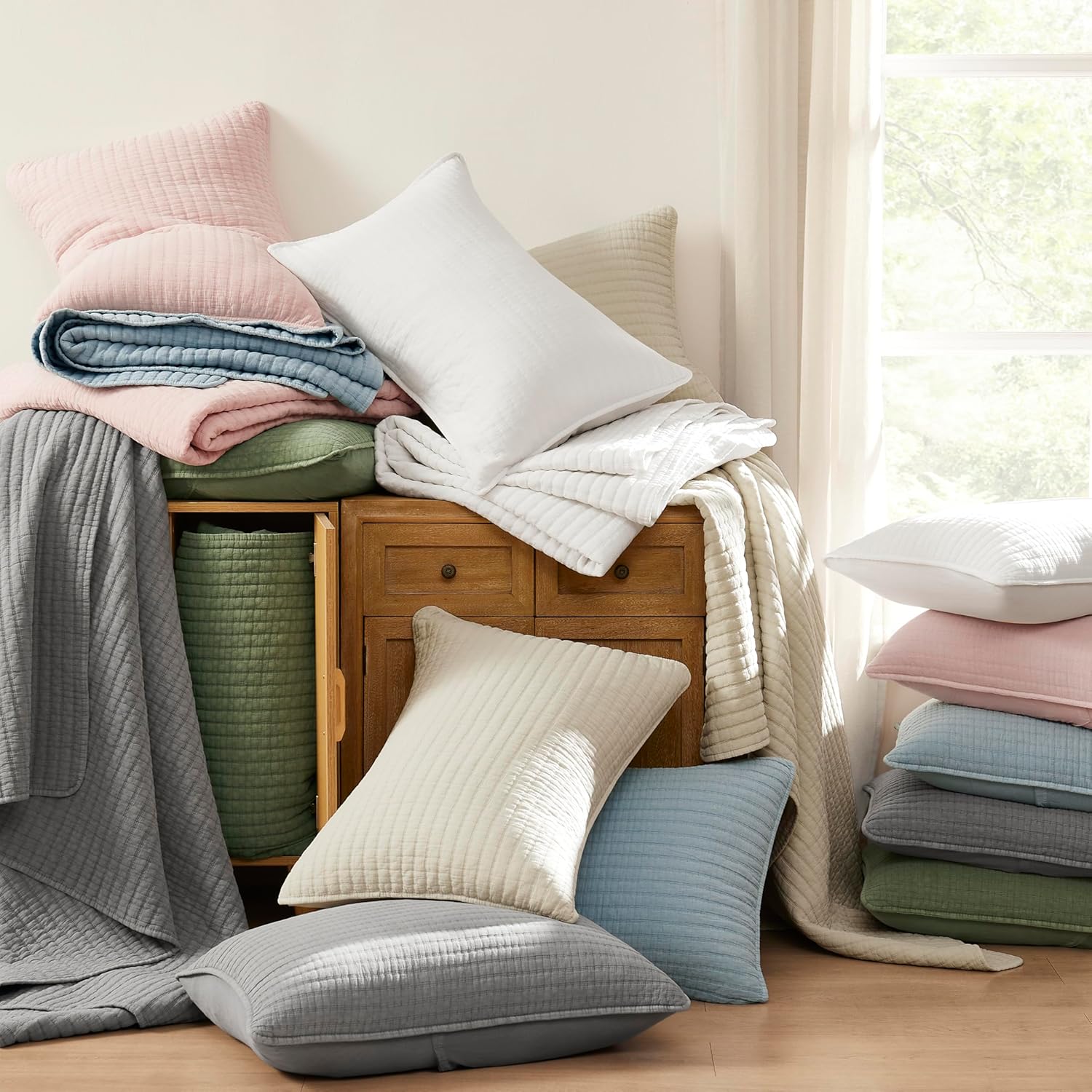 WDCOZY White Oversized Cal King Quilt Set
