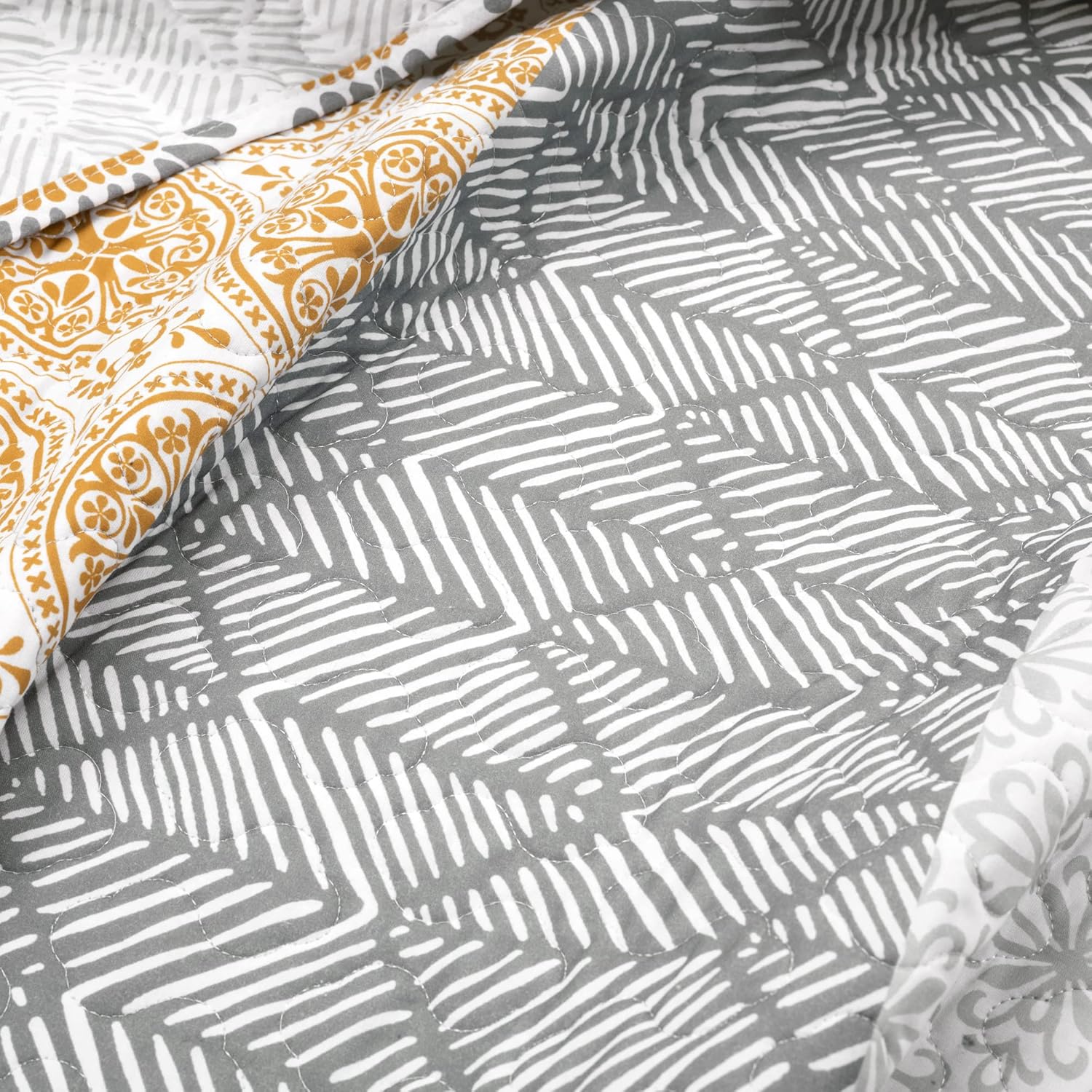 Bohemian Stripe Reversible Cotton Quilt Set King Size