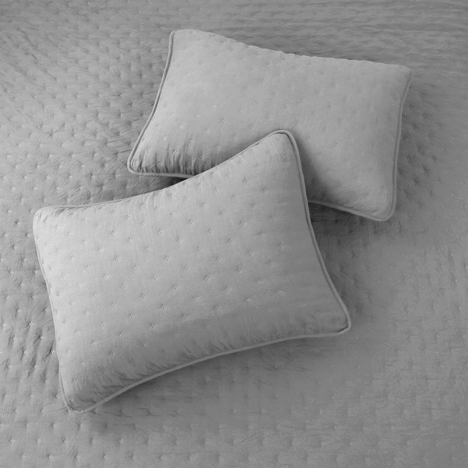 ROARINGWILD Light Grey Twin Quilt Set with Pillow Sham