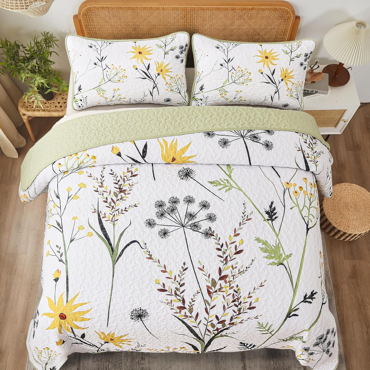 Dobuyly Sage Green Botanical Quilt Set Queen Size