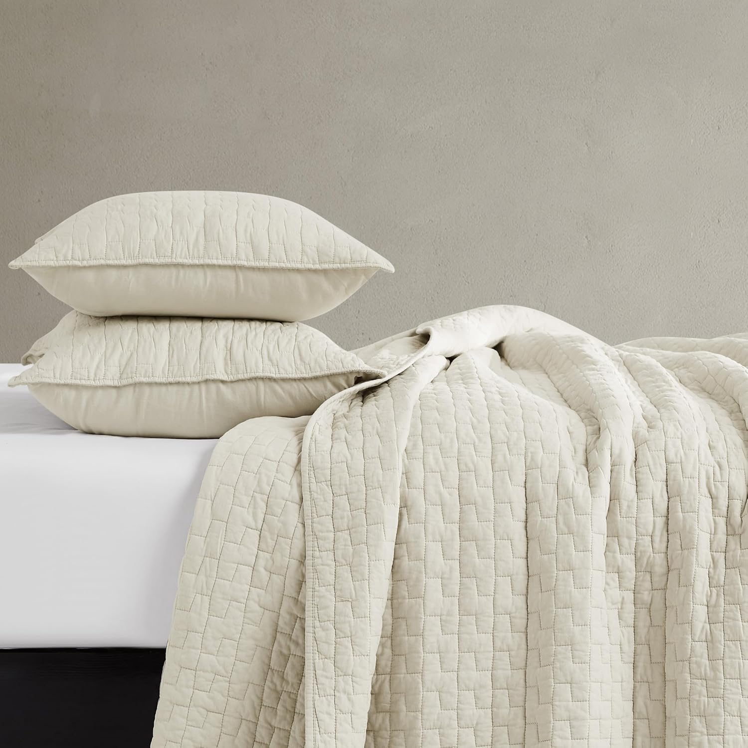 Palassio Beige Cotton Quilt Set - King Size with 2 Pillow Shams