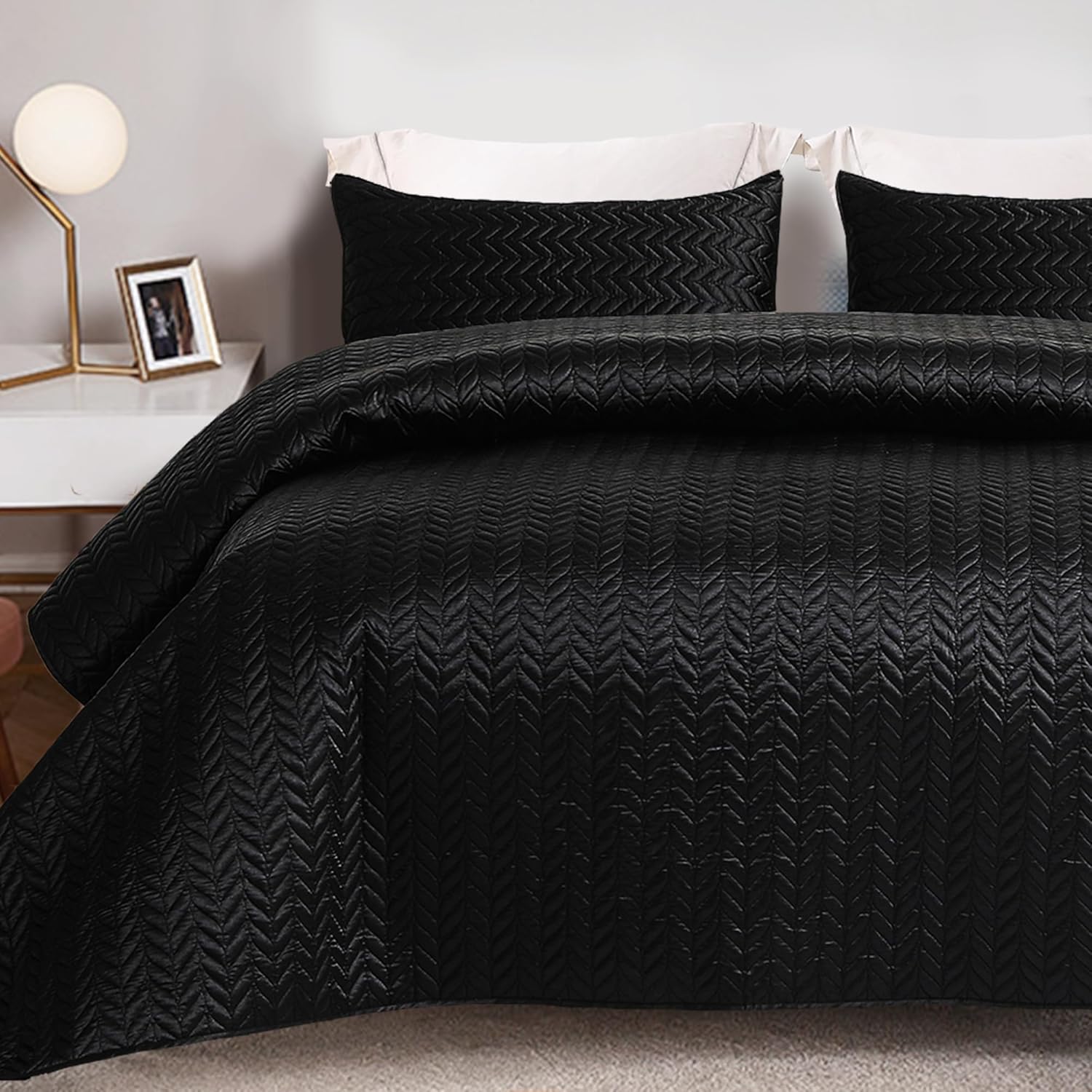 Whale Flotilla Silky Soft Satin Quilt Set Black King Size