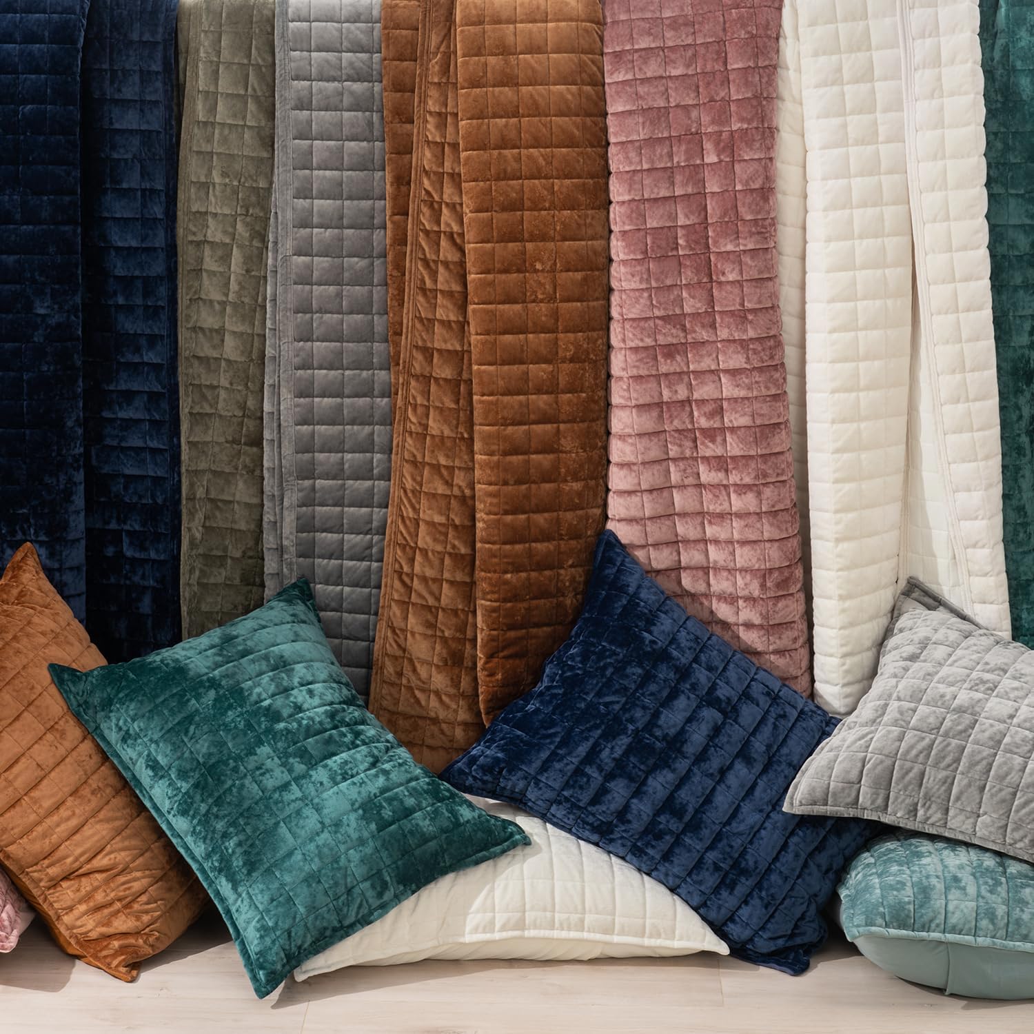 RECYCO Luxury Velvet Quilt Set King Size Cream White