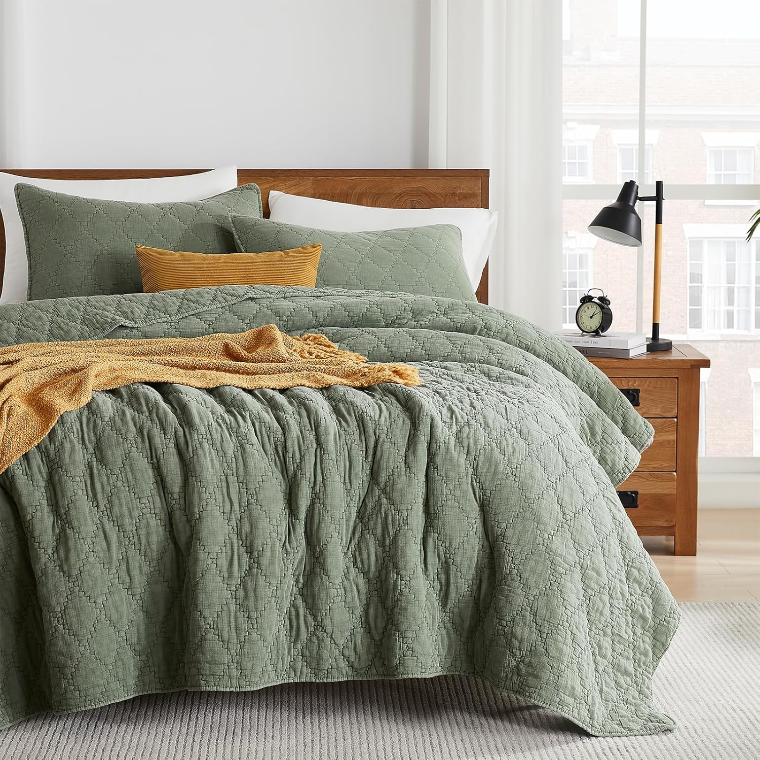 Palassio Olive Green Queen Quilt Set with 2 Shams