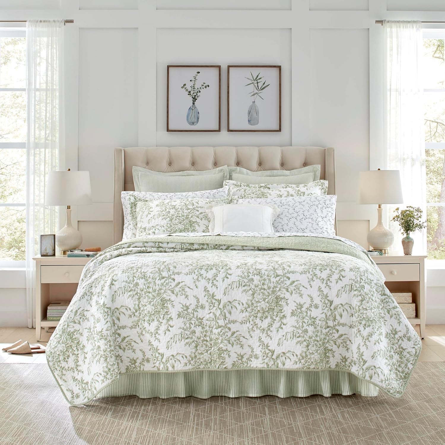 Laura Ashley Twin Quilt Set Reversible Cotton Bedding with Matching Sham