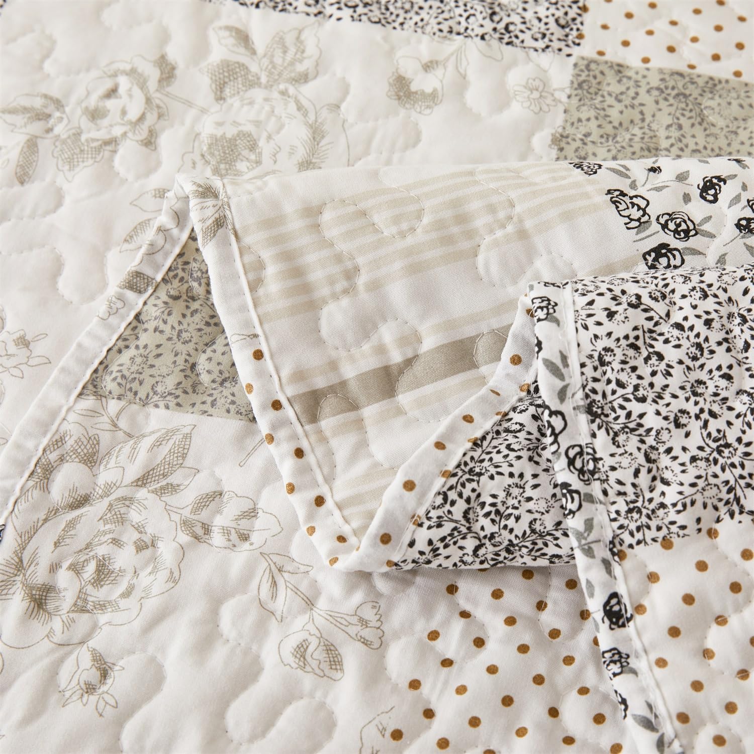 Cmfshape Grey Floral Reversible Quilt Set