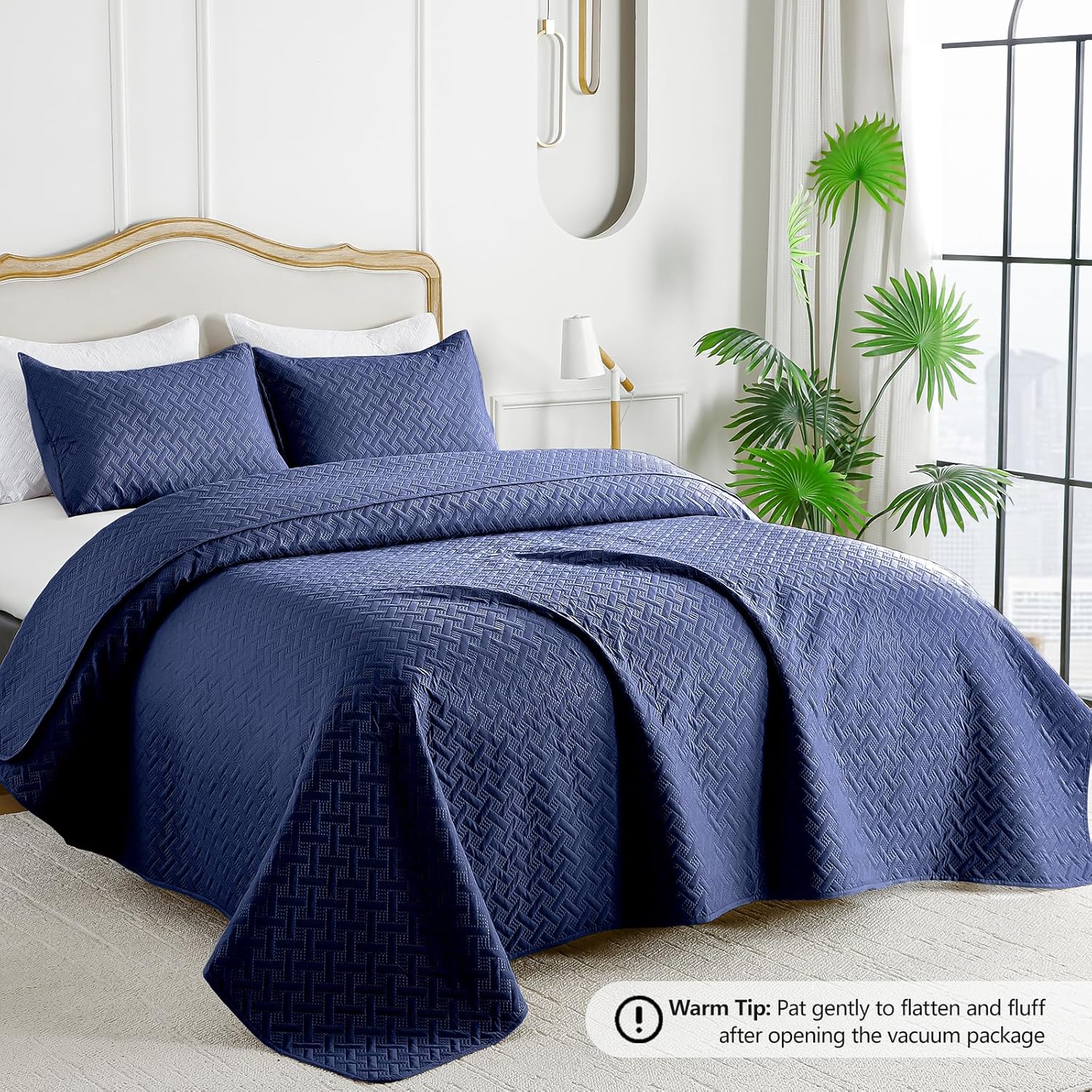 FLYMME Queen Quilt Set - Navy Blue Microfiber Bedspread with 2 Pillow Shams