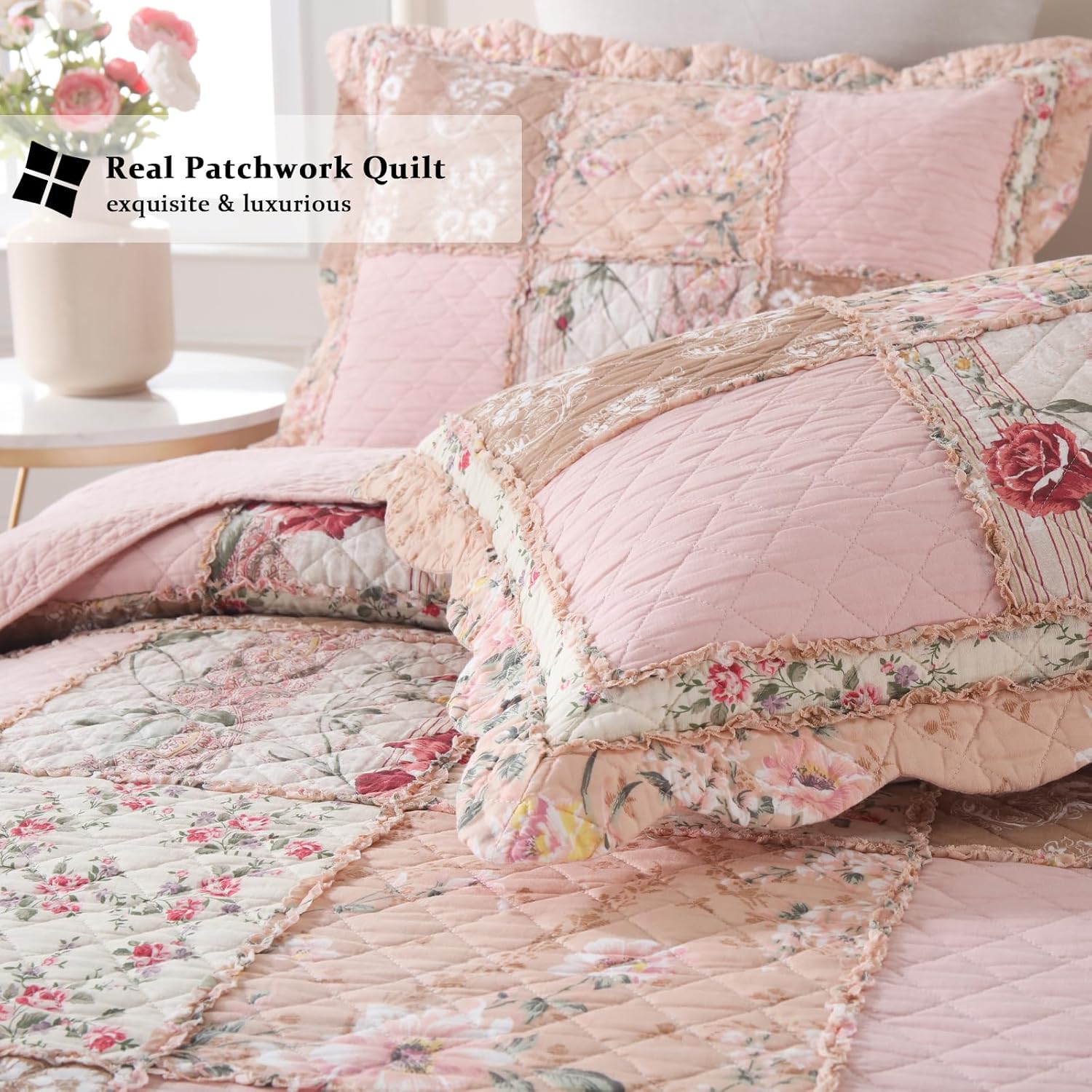 Yvooxny Queen Size Patchwork Floral Quilt Set