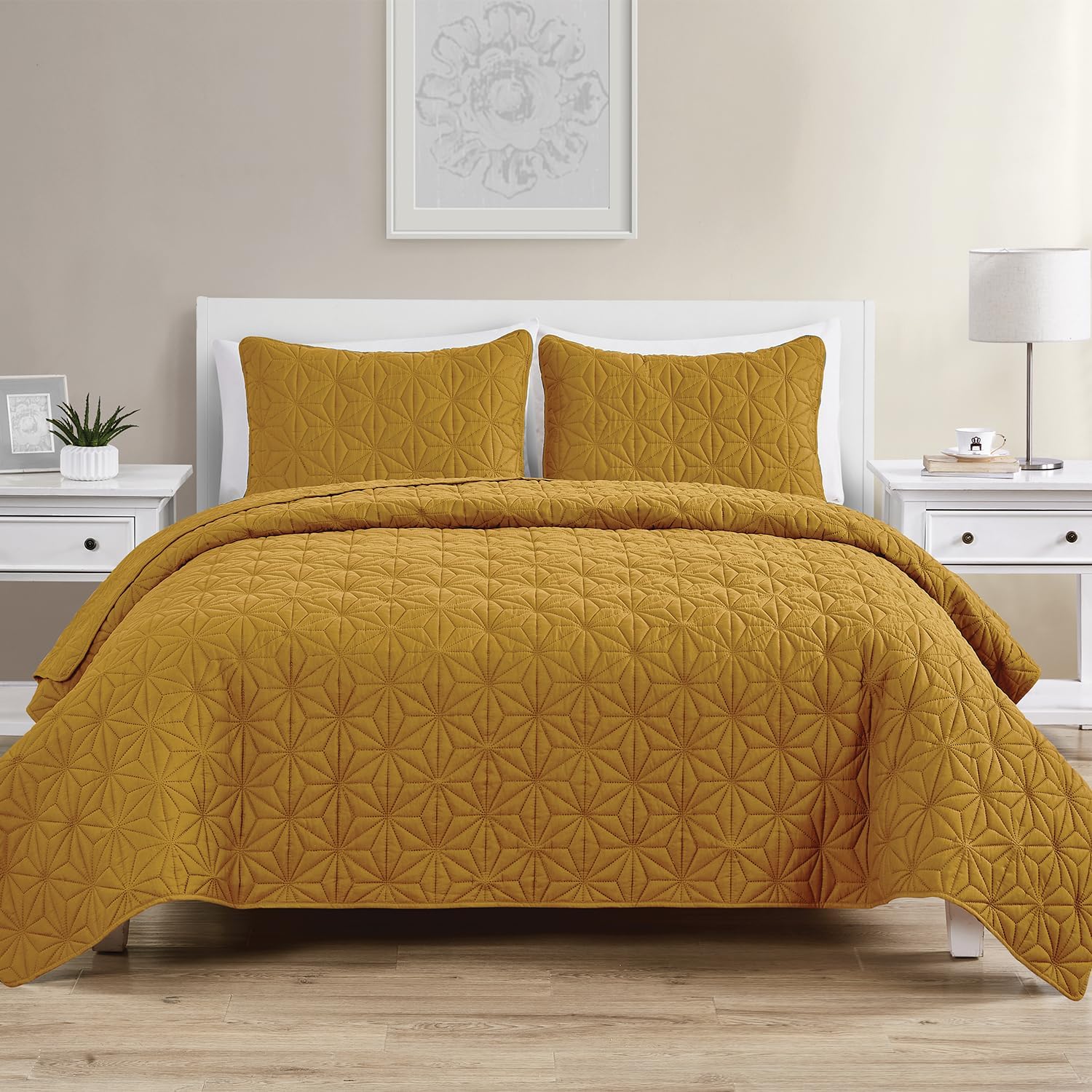 VCNY Home Kaleidoscope Pattern Quilt Set with Shams Gold