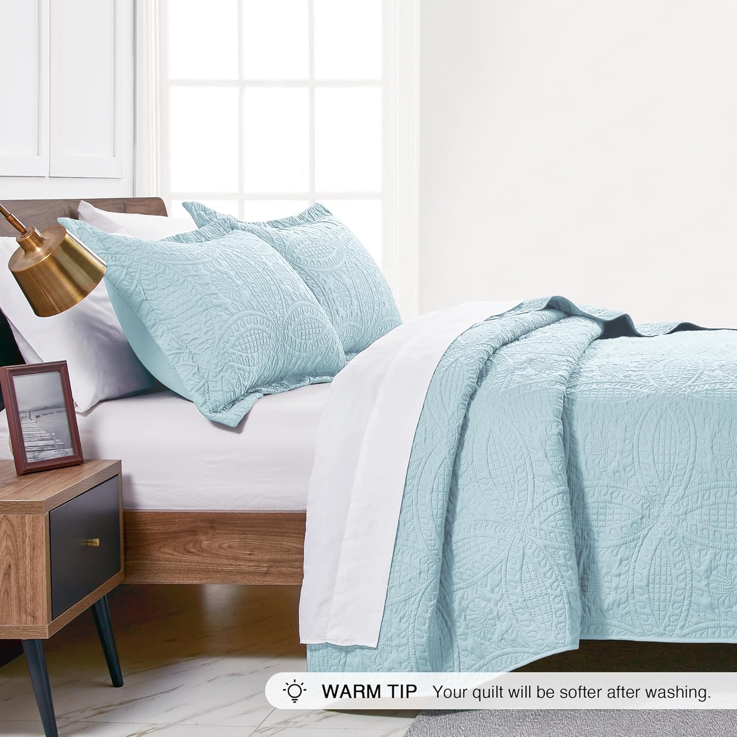 Loves Cabin King Size Quilt Set with Coin Pattern