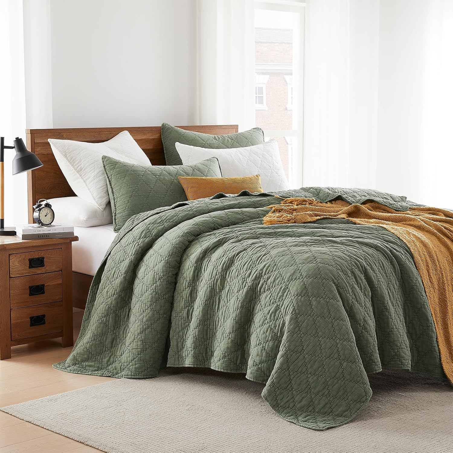 Palassio Olive Green Queen Quilt Set with 2 Shams