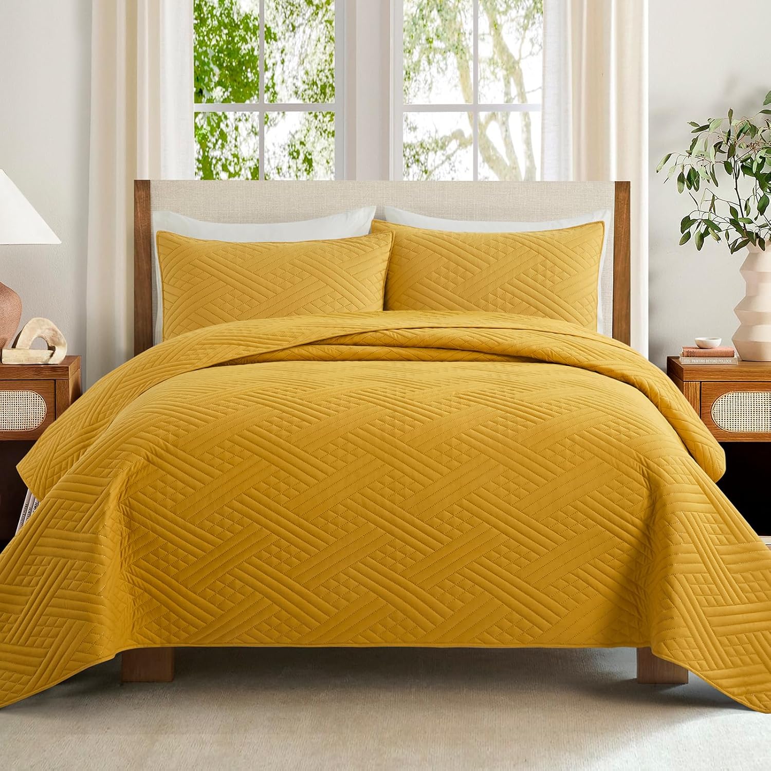 Safonory King Size Quilt Set - Mustard Yellow Striped