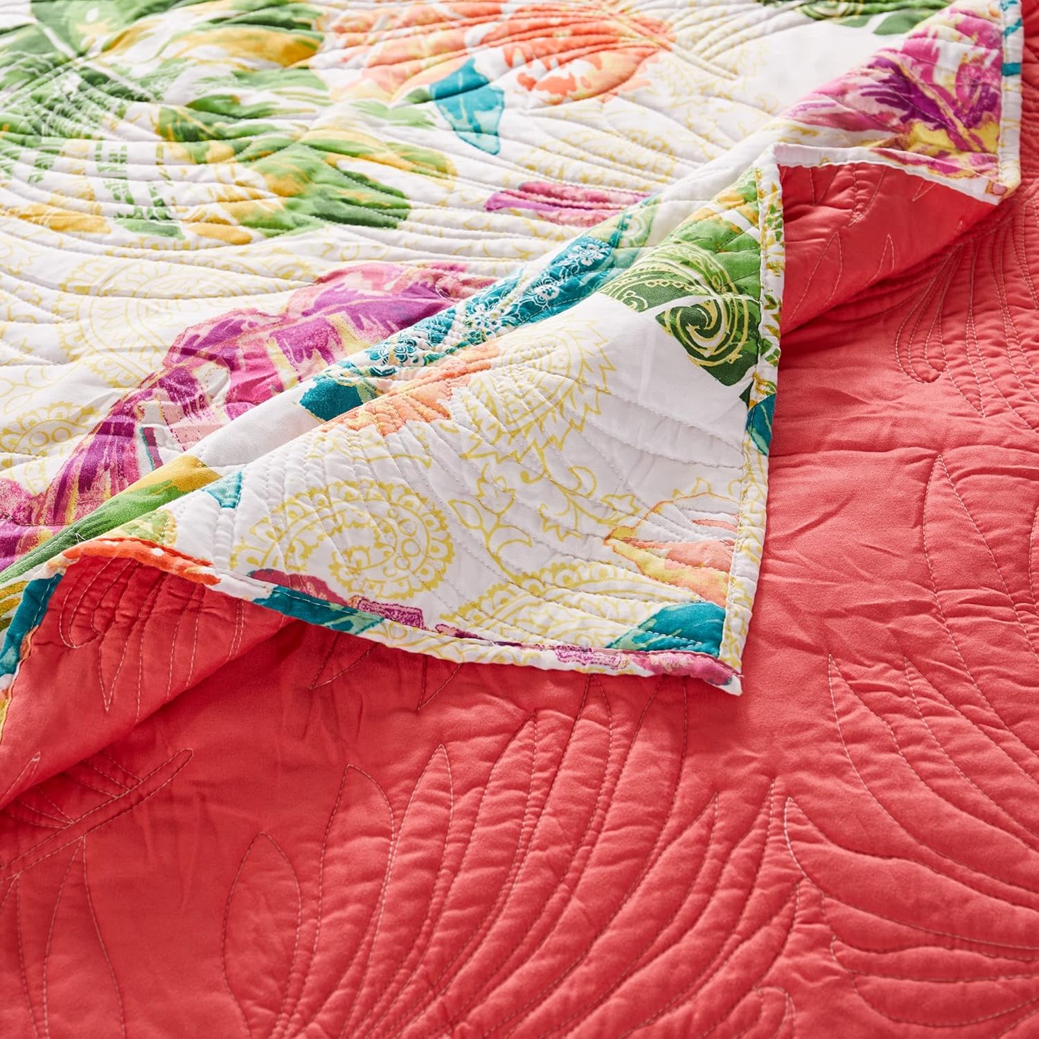 Greenland Home Tropics Coral Quilt Set 3-Piece FullQueen