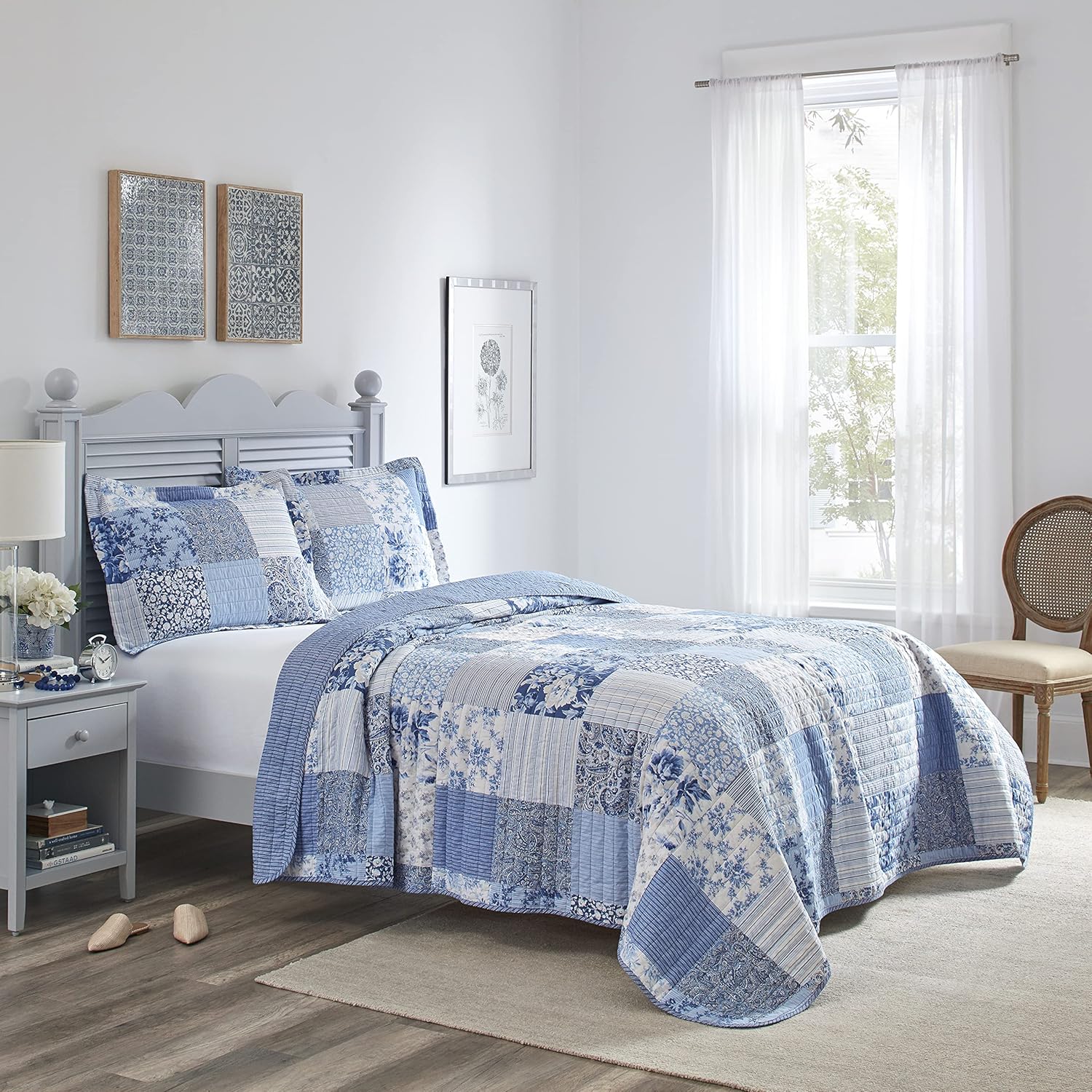 Laura Ashley Twin Quilt Set - Paisley Printed Patchwork Blue