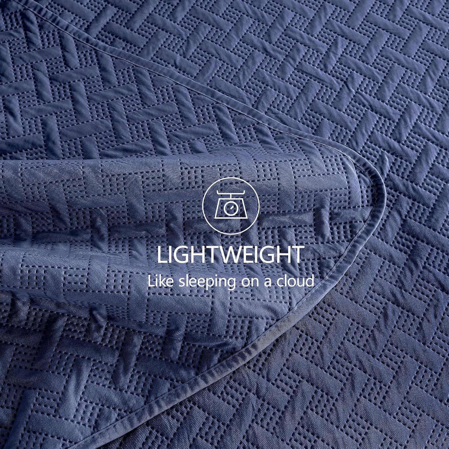 FLYMME Queen Quilt Set - Navy Blue Microfiber Bedspread with 2 Pillow Shams