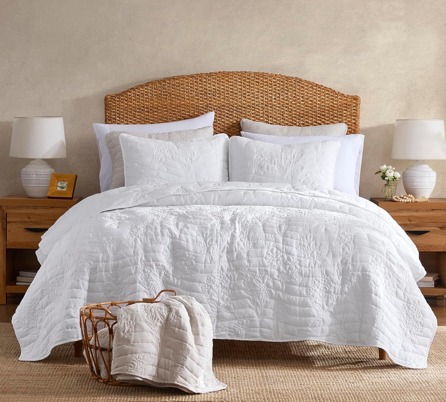 RSHARE Rustic Floral King Size Quilt Set