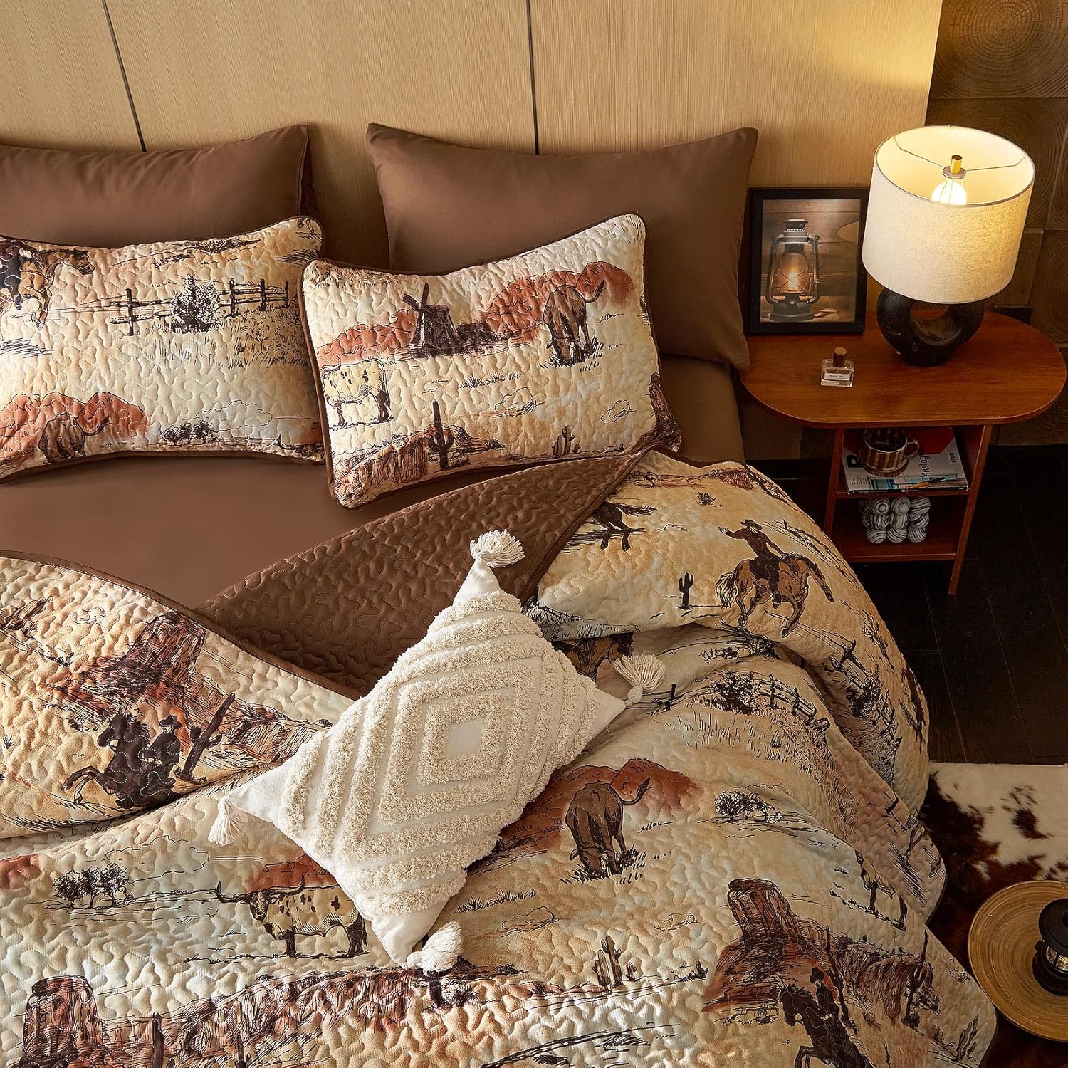 Wake In Cloud Western Quilt Set 3-Piece Ochre Brown QueenFull