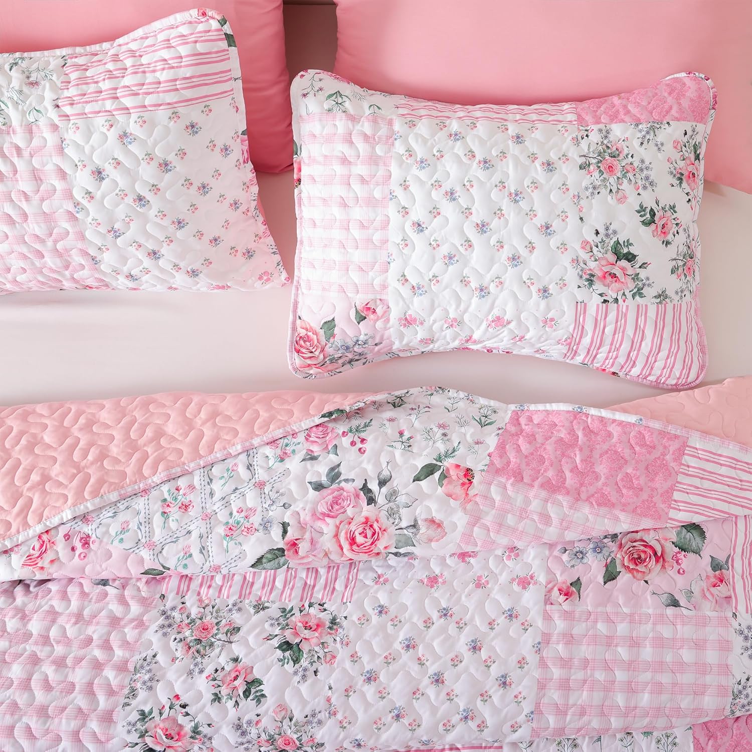 YIKUSH Queen Size Floral Quilt Set 3 Pieces 1