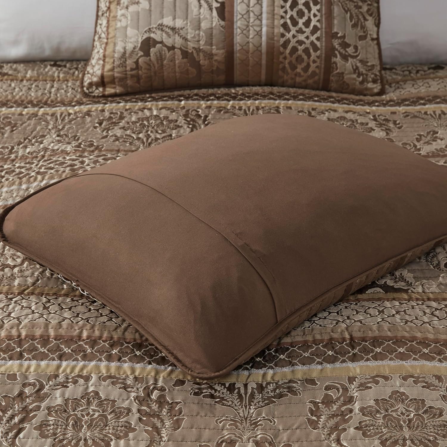 Madison Park Bellagio Bedspread Set 6 Piece KingCal King