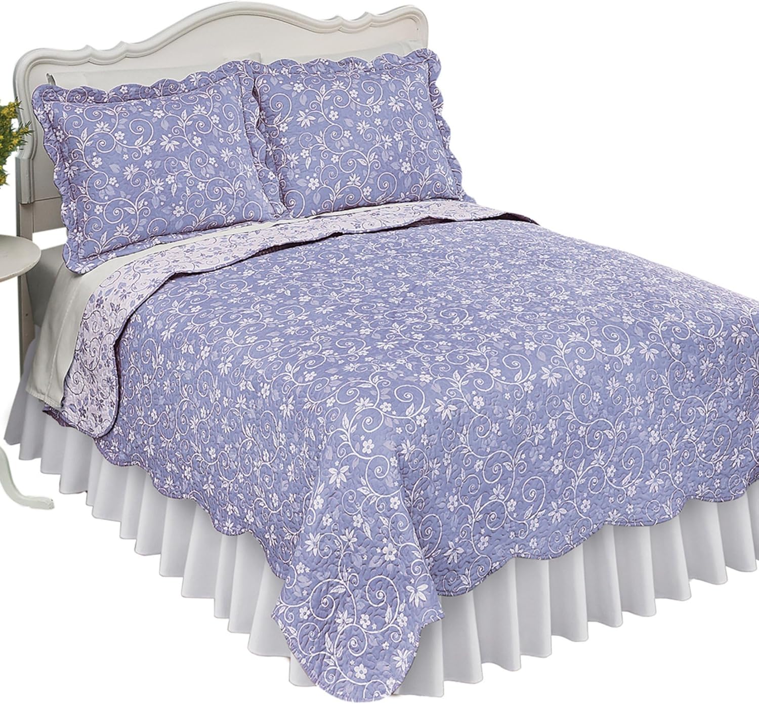 Collections Etc Reversible Floral Quilt with Scalloped Edges Lavender King