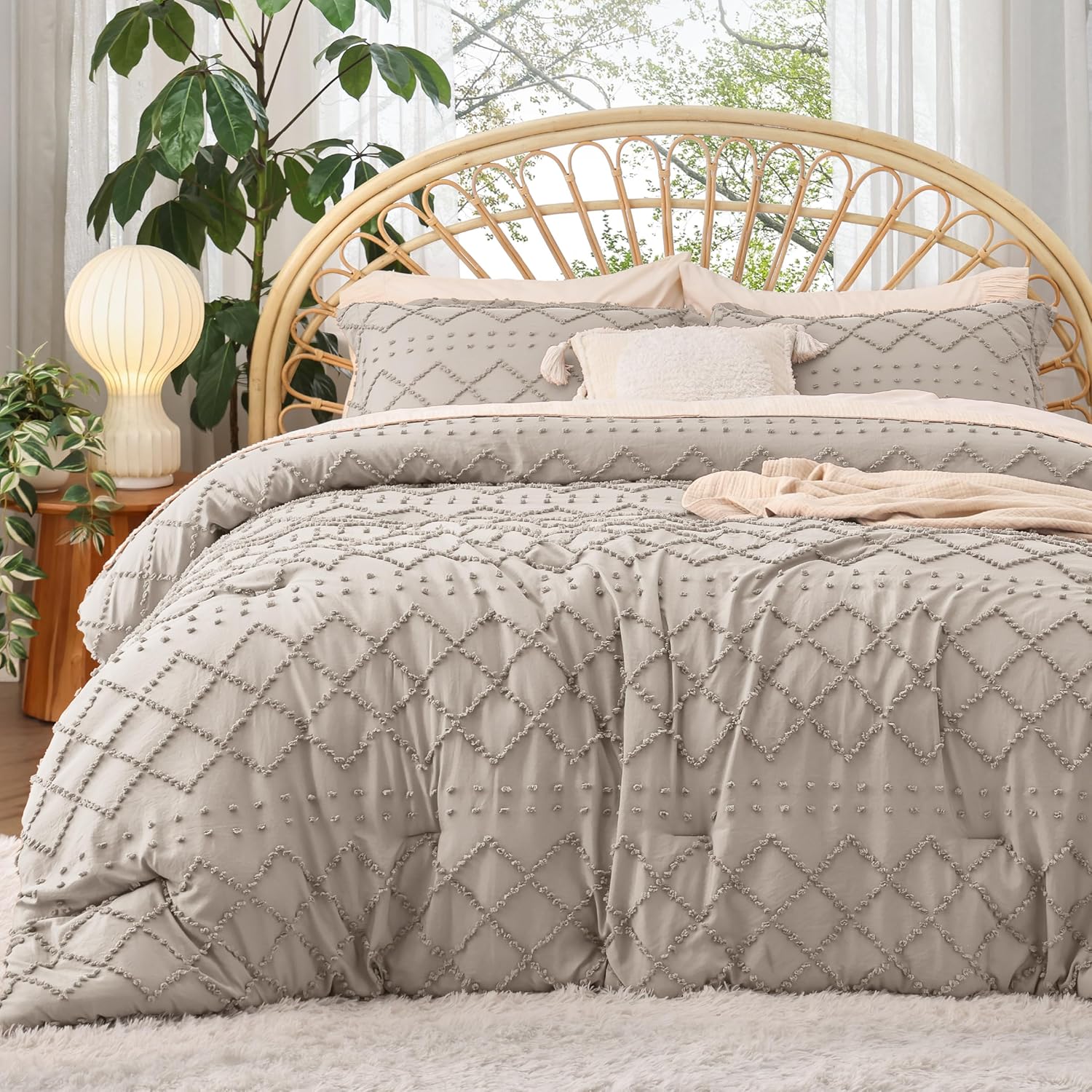 Bedsure King Comforter Set - Boho Tufted Shabby Chic Bedding for Kids