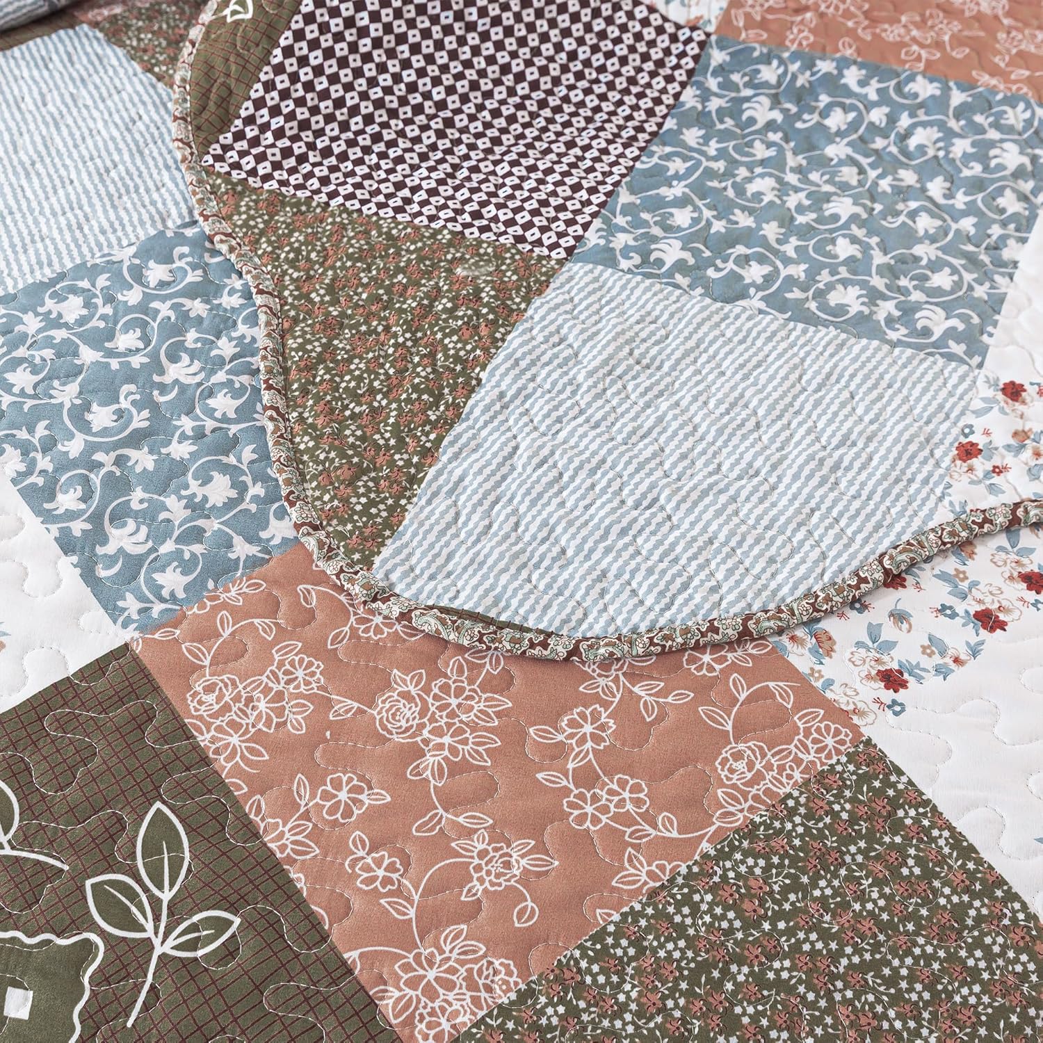 HoneiLife Quilt Set Twin Size - Reversible Microfiber Quilts