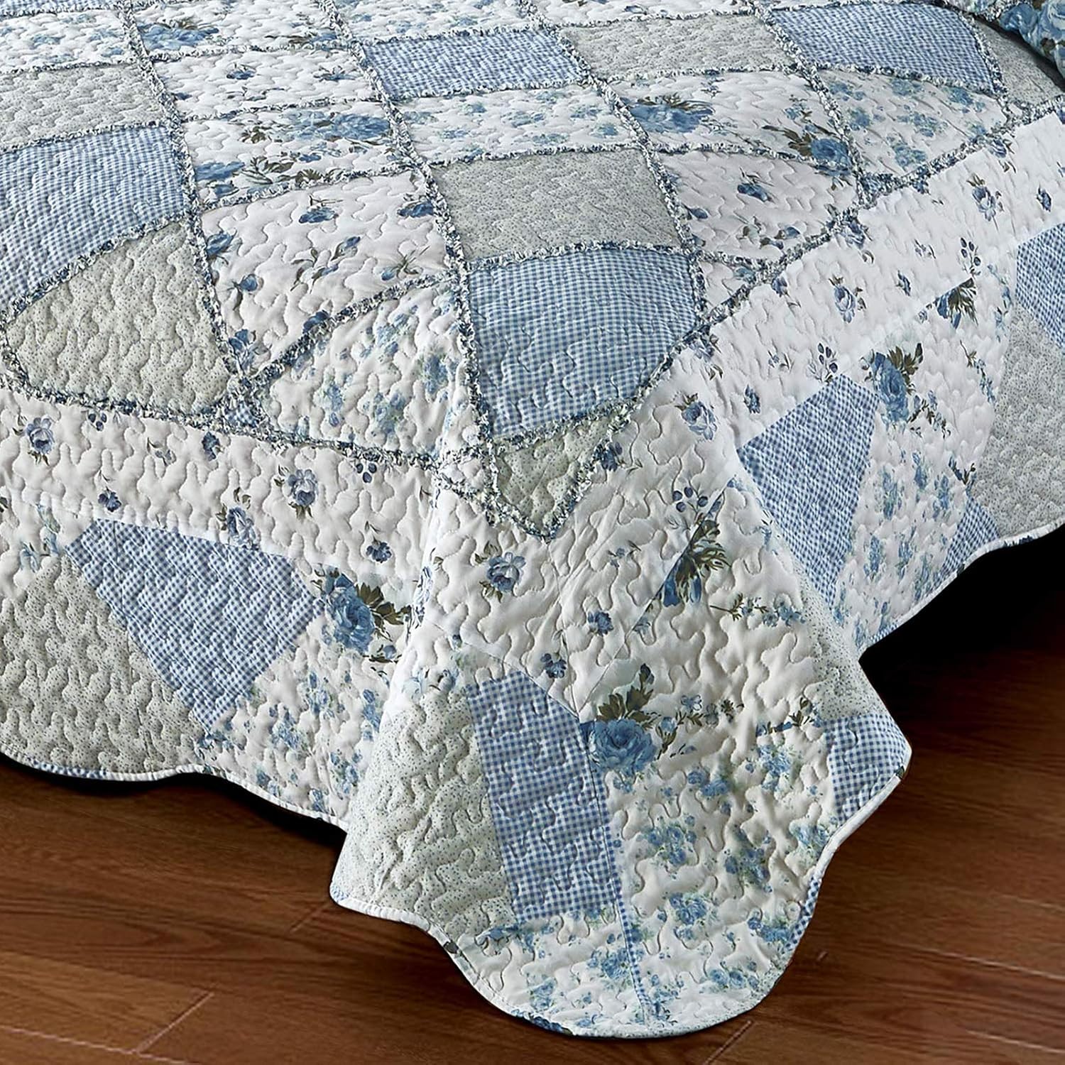 VIVILINEN Blue Floral Patchwork Quilt Set 3 Piece