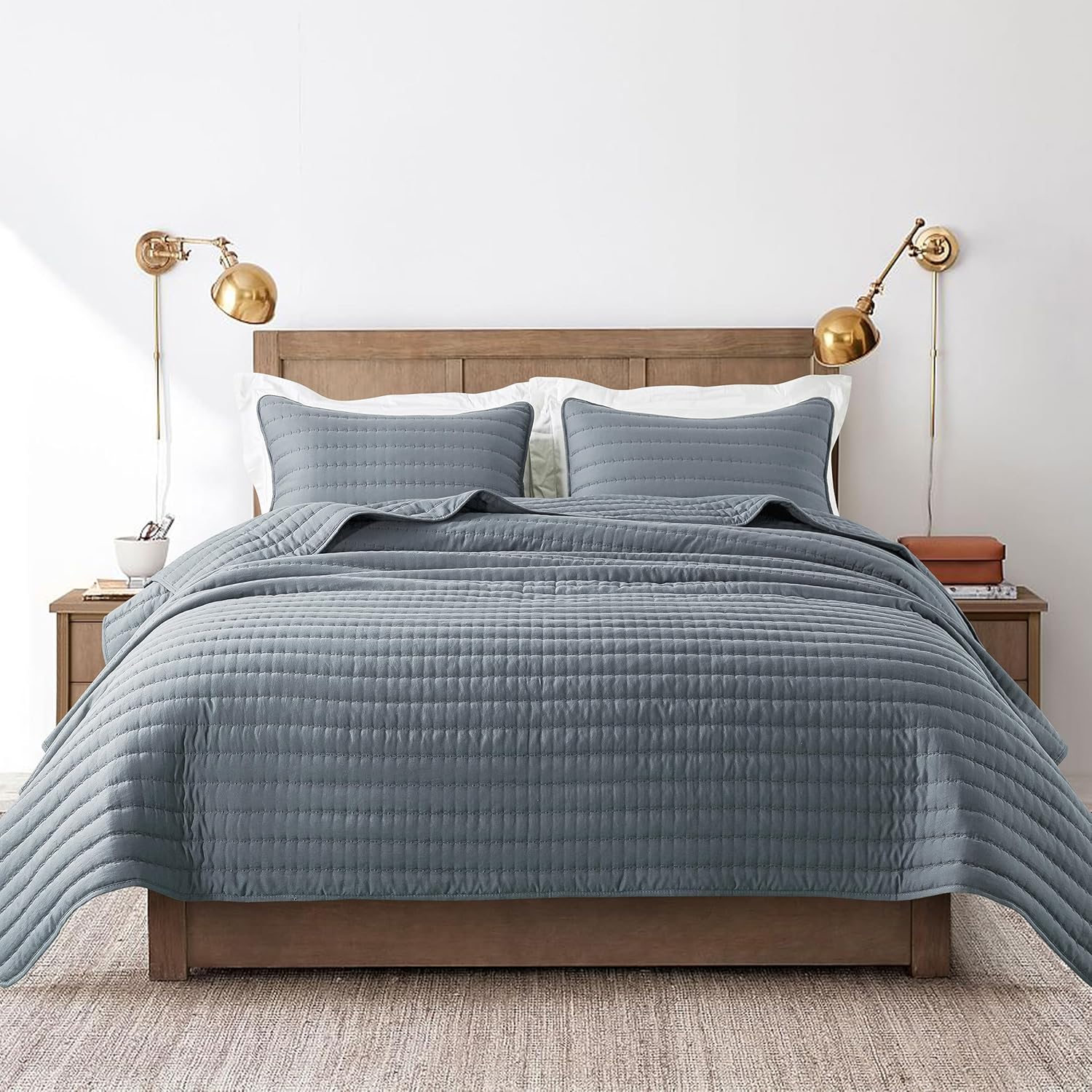 ROARINGWILD Queen Size Quilt Set with 2 Pillow Shams 90x90 Inches