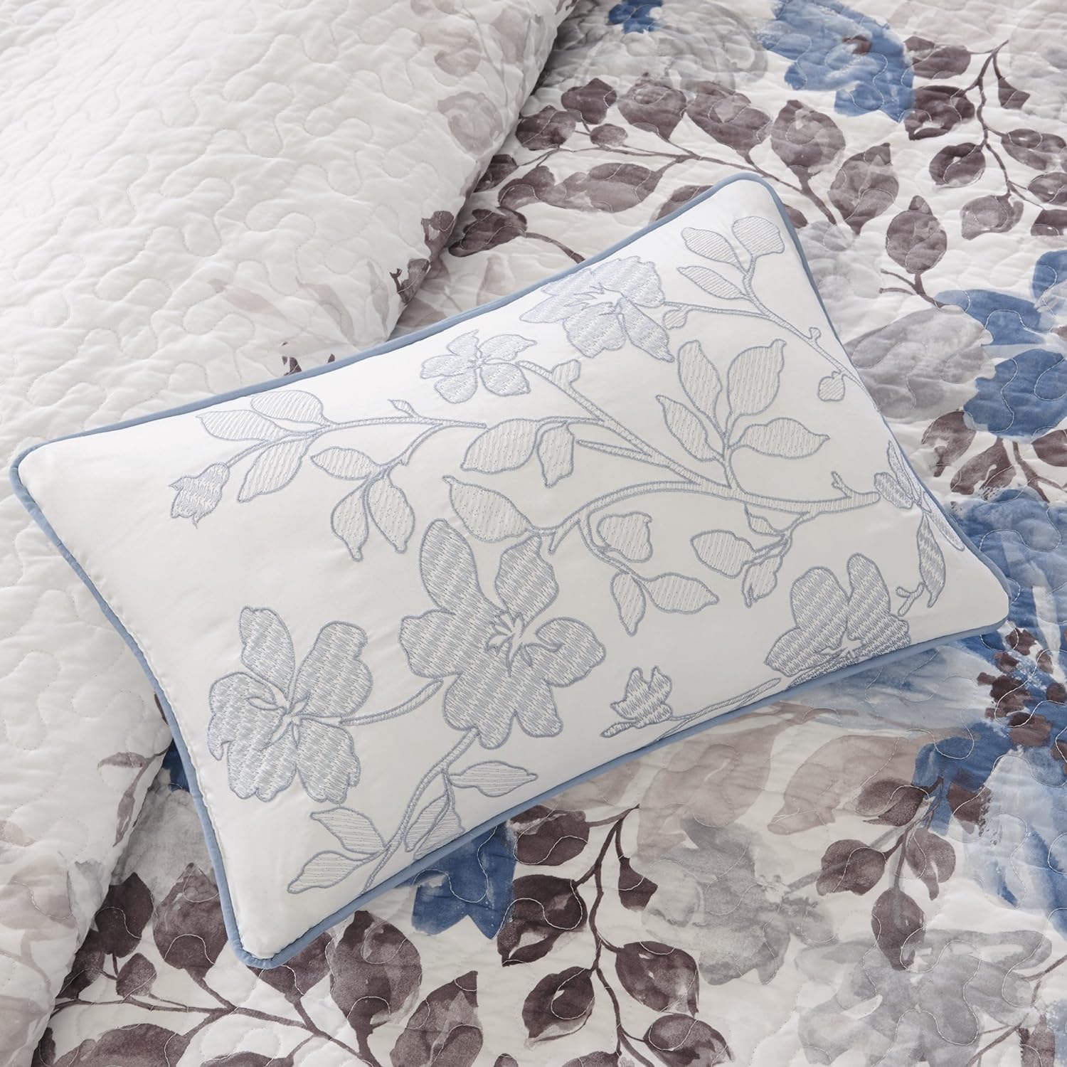 Madison Park Luna Quilt All Season Coverlet Set 6 Piece