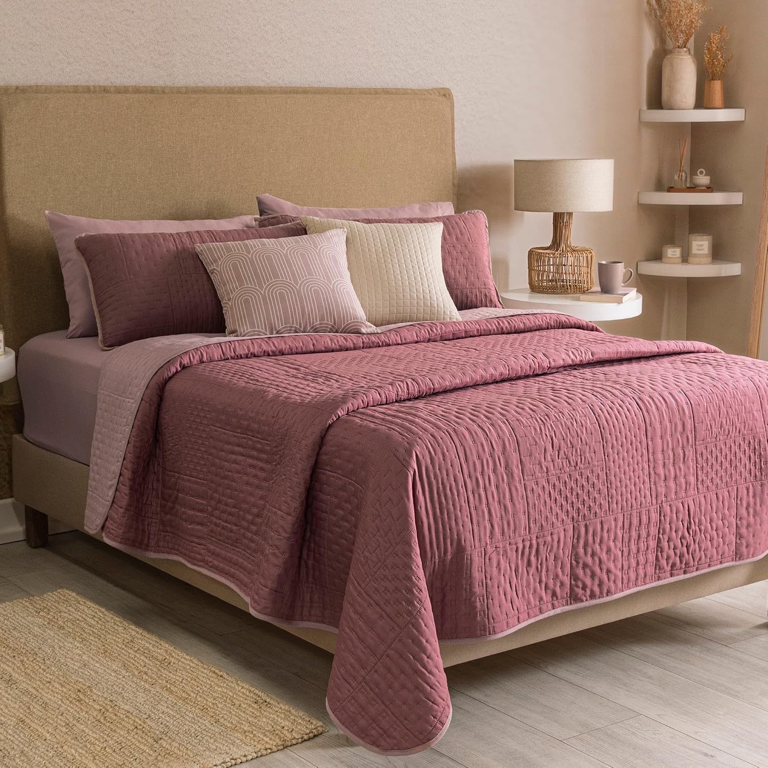 Queen Comforter Novo Blush Bedding Reversible Lightweight Quilt
