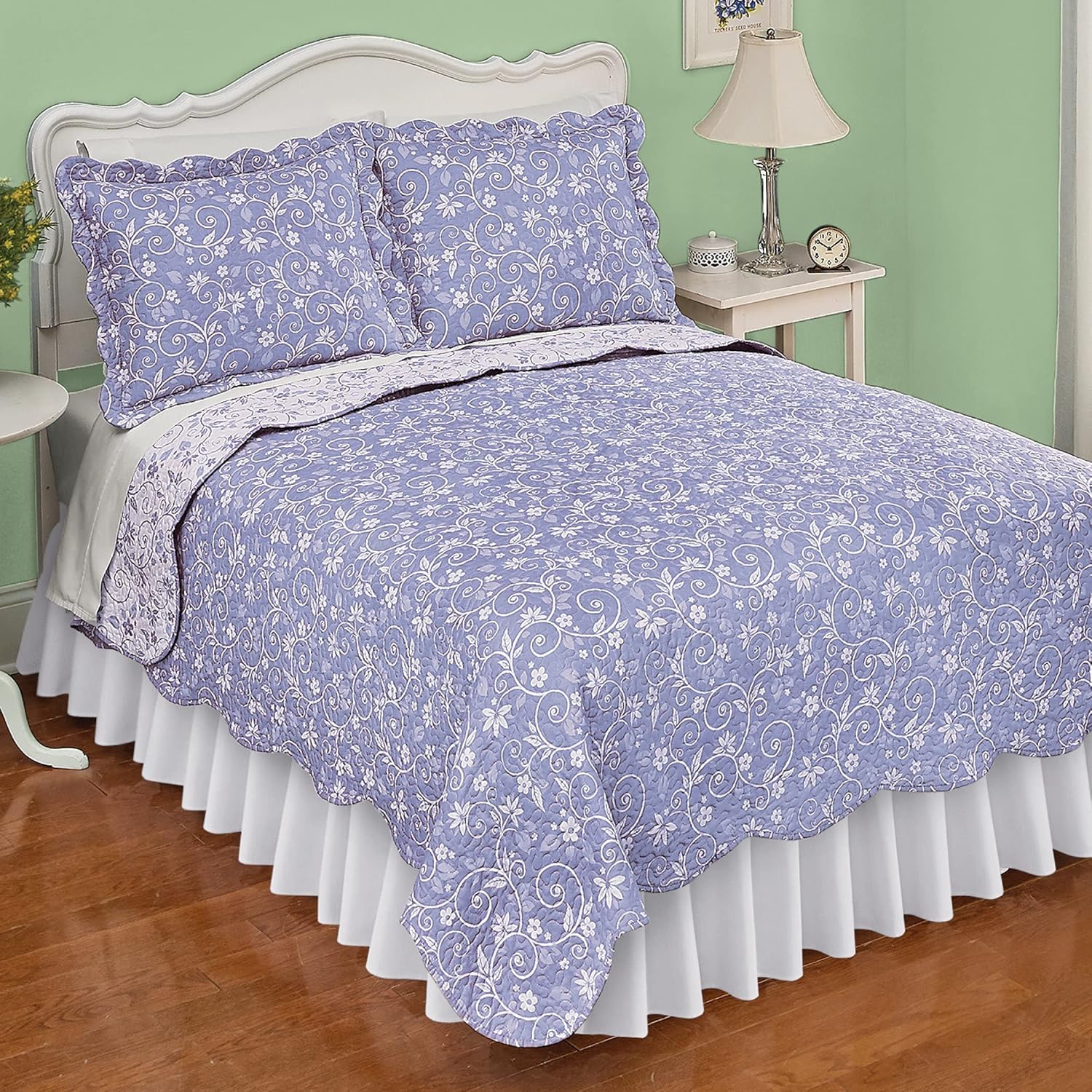 Collections Etc Reversible Floral Quilt with Scalloped Edges Lavender King