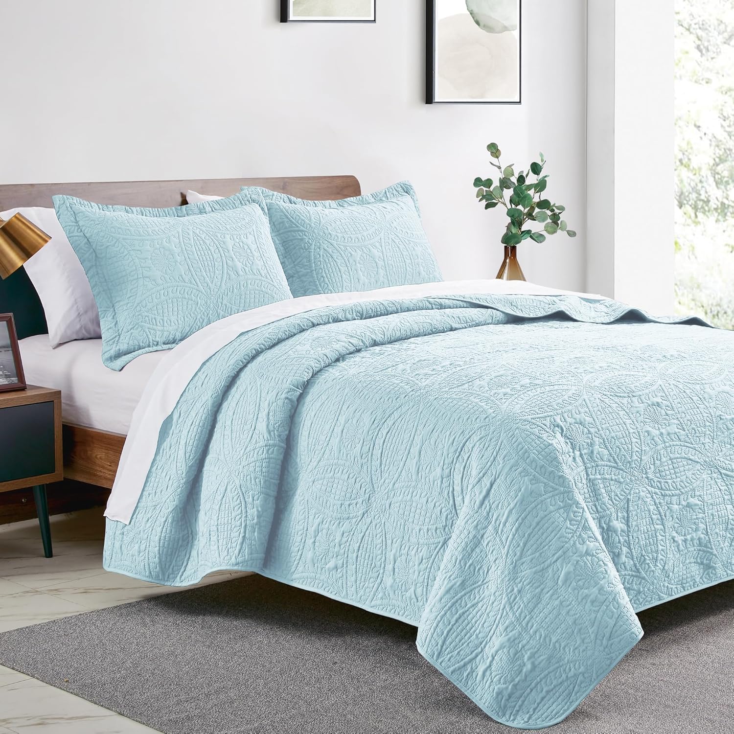 Loves Cabin King Size Quilt Set with Coin Pattern