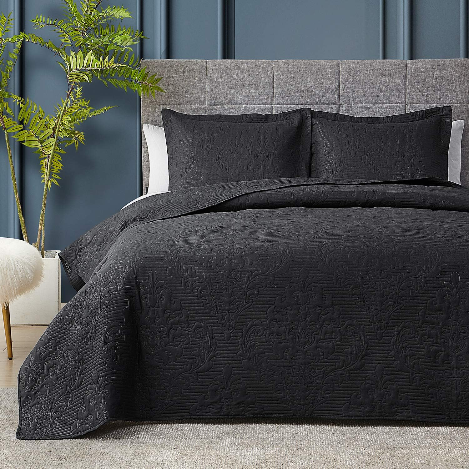 Hansleep Black Quilt Queen Set - 3 Piece Damask Ultra Soft Coverlet Bedding