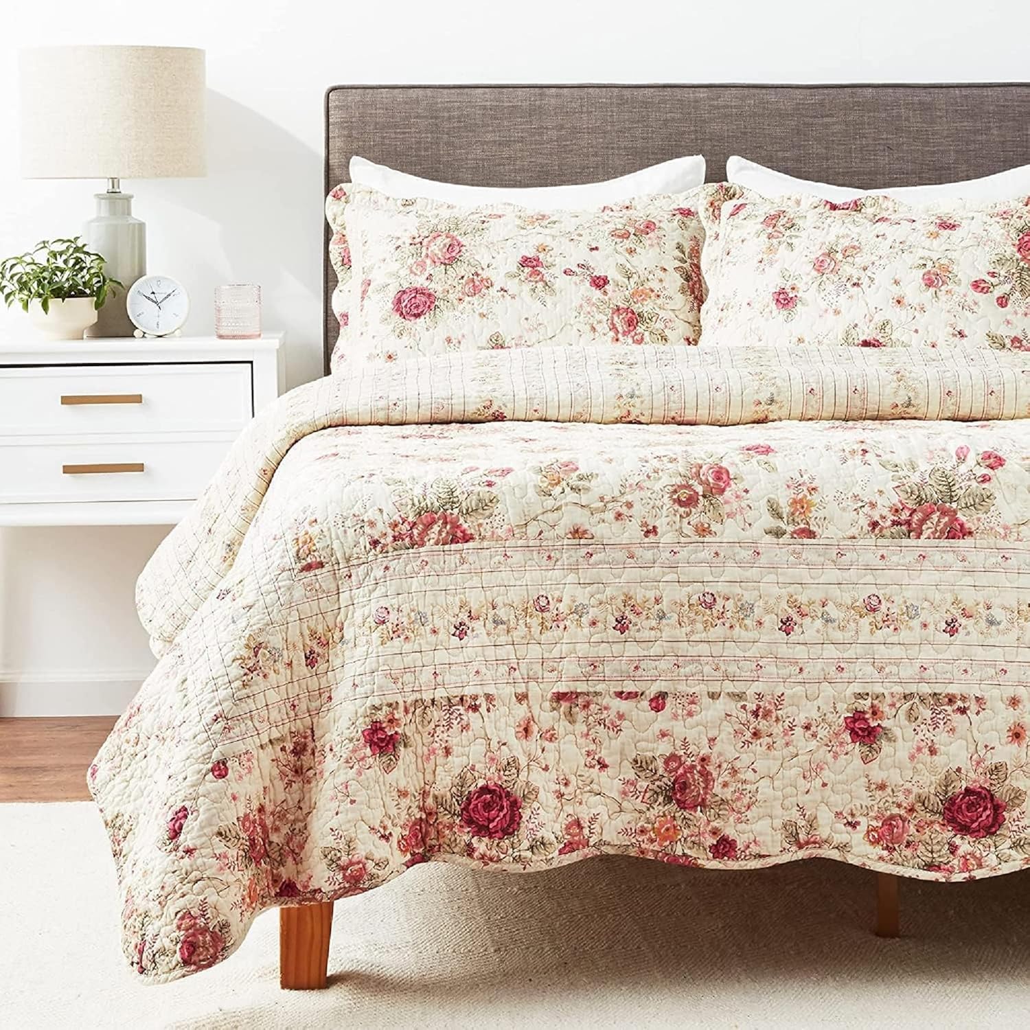 Greenland Home Antique Rose 100 Cotton Quilt Set TwinXL Ecru