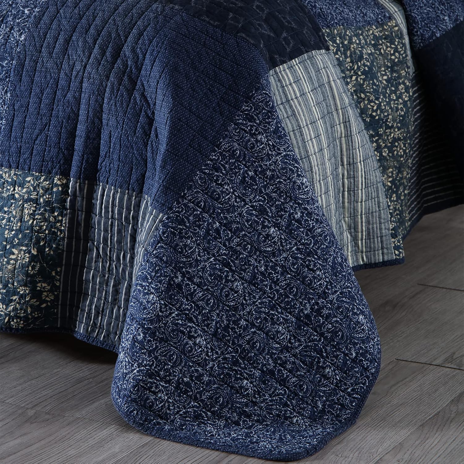 Yvooxny King Size Reversible Quilt Set 3-Piece