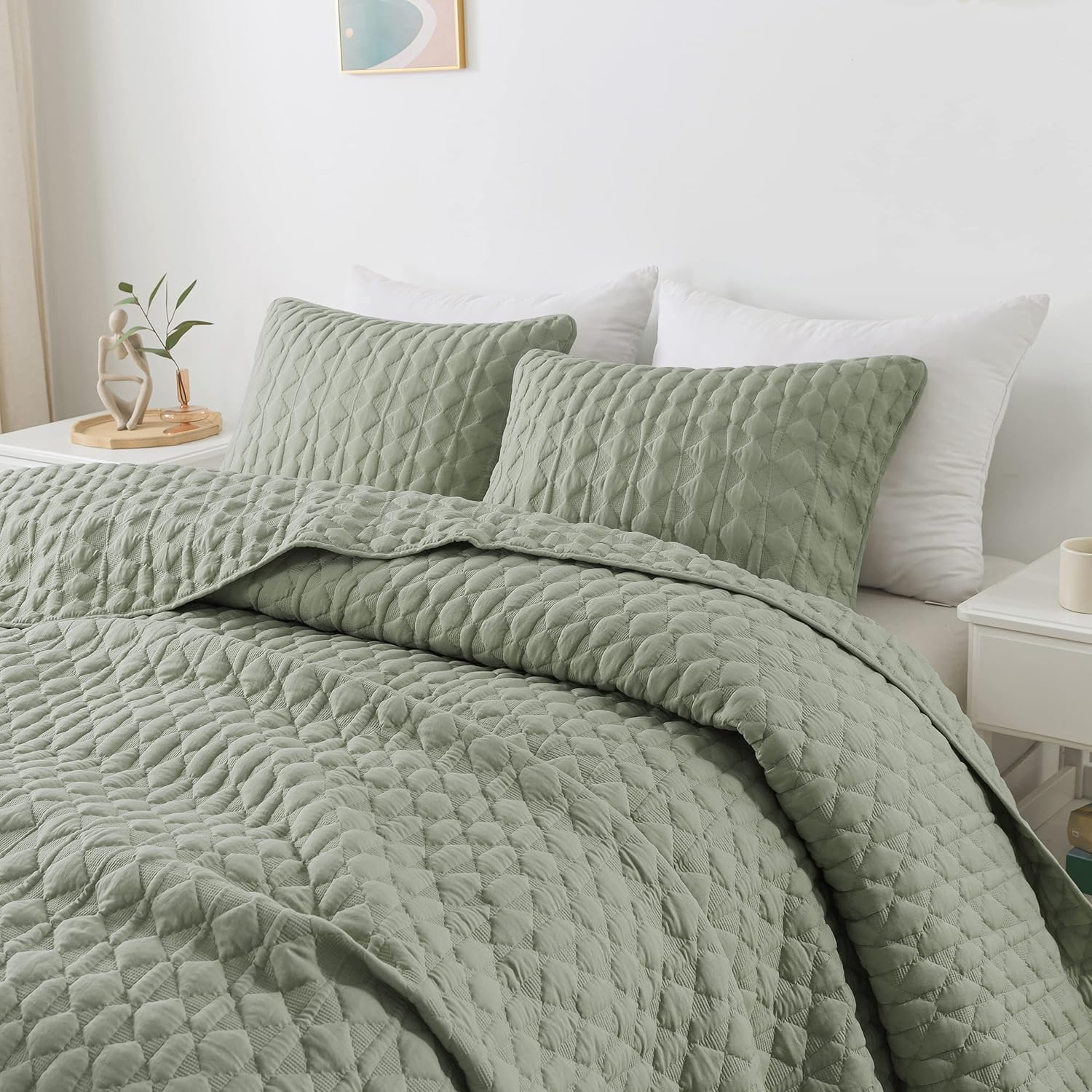 WDCOZY Sage Green Twin Quilt Set with Pillow Sham